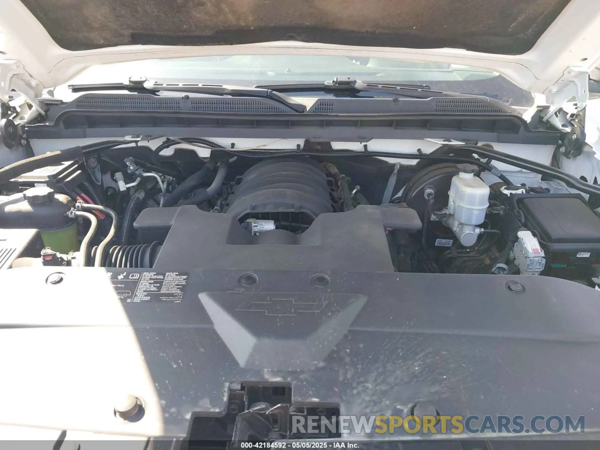10 fotografías del automóvil dañado 2GCVKNEC3K1223916 CHEVROLET SILVERADO 1500 LD 2019