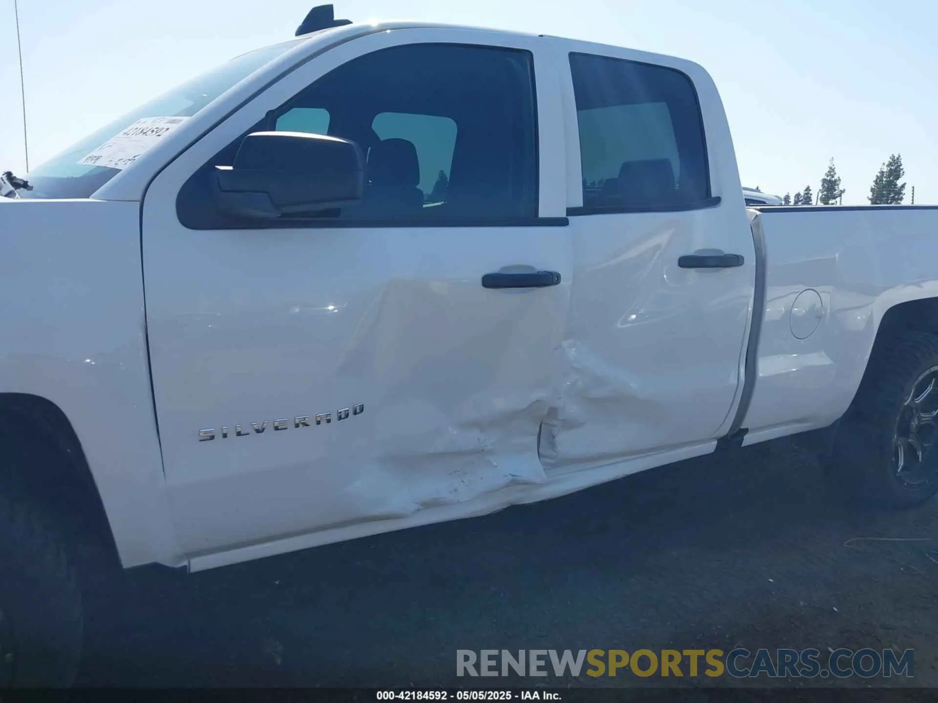 6 fotografías del automóvil dañado 2GCVKNEC3K1223916 CHEVROLET SILVERADO 1500 LD 2019