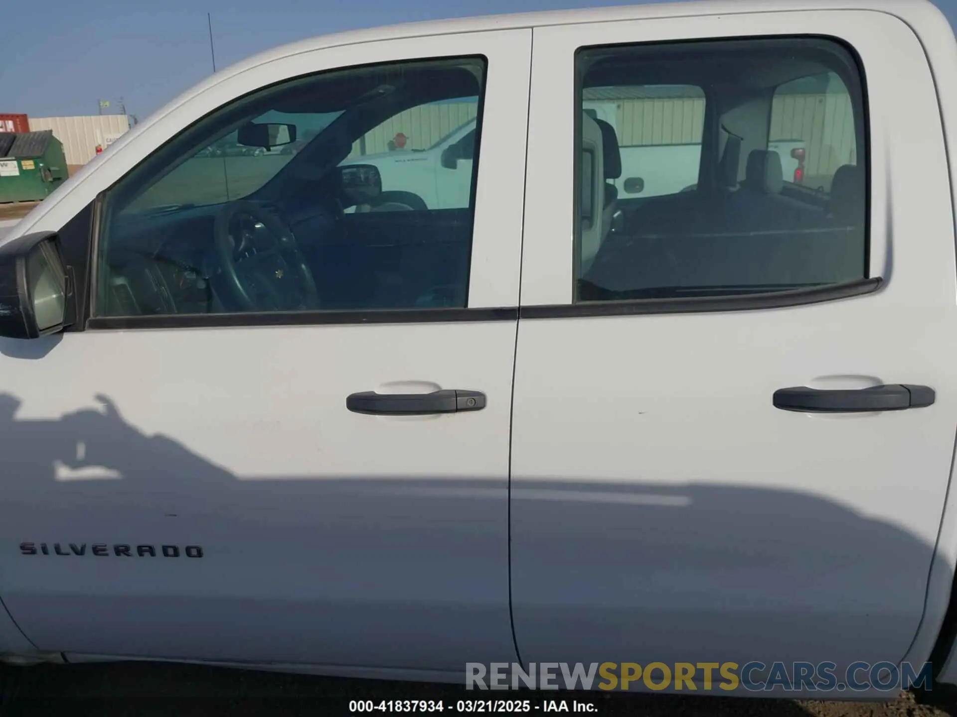 14 fotografías del automóvil dañado 2GCVKNEC5K1163637 CHEVROLET SILVERADO 1500 LD 2019