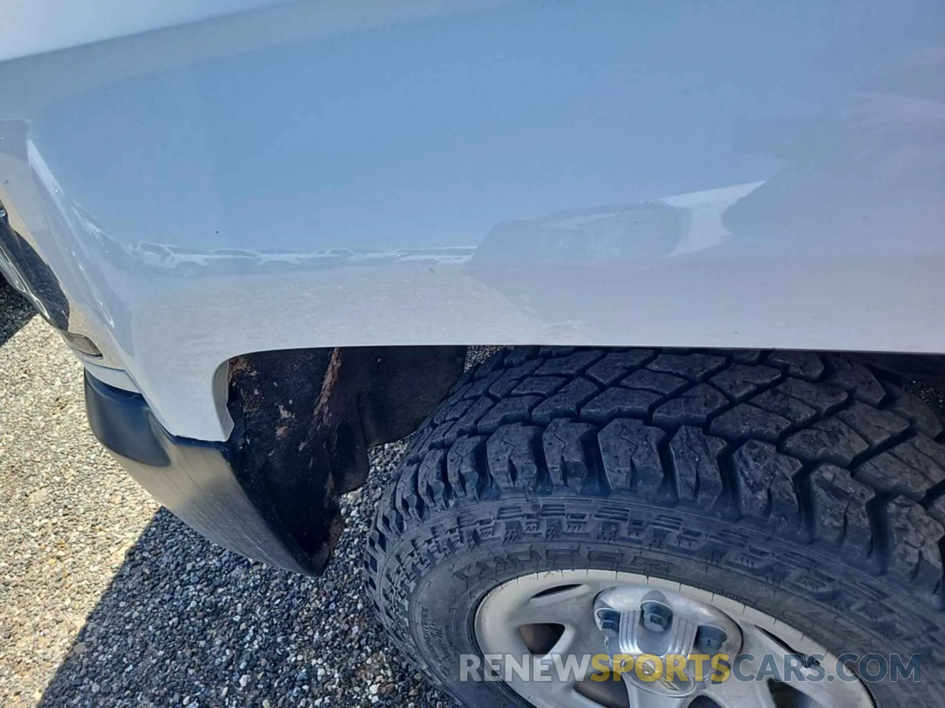 4 fotografías del automóvil dañado 2GCVKNEC5K1205241 CHEVROLET SILVERADO 1500 LD 2019