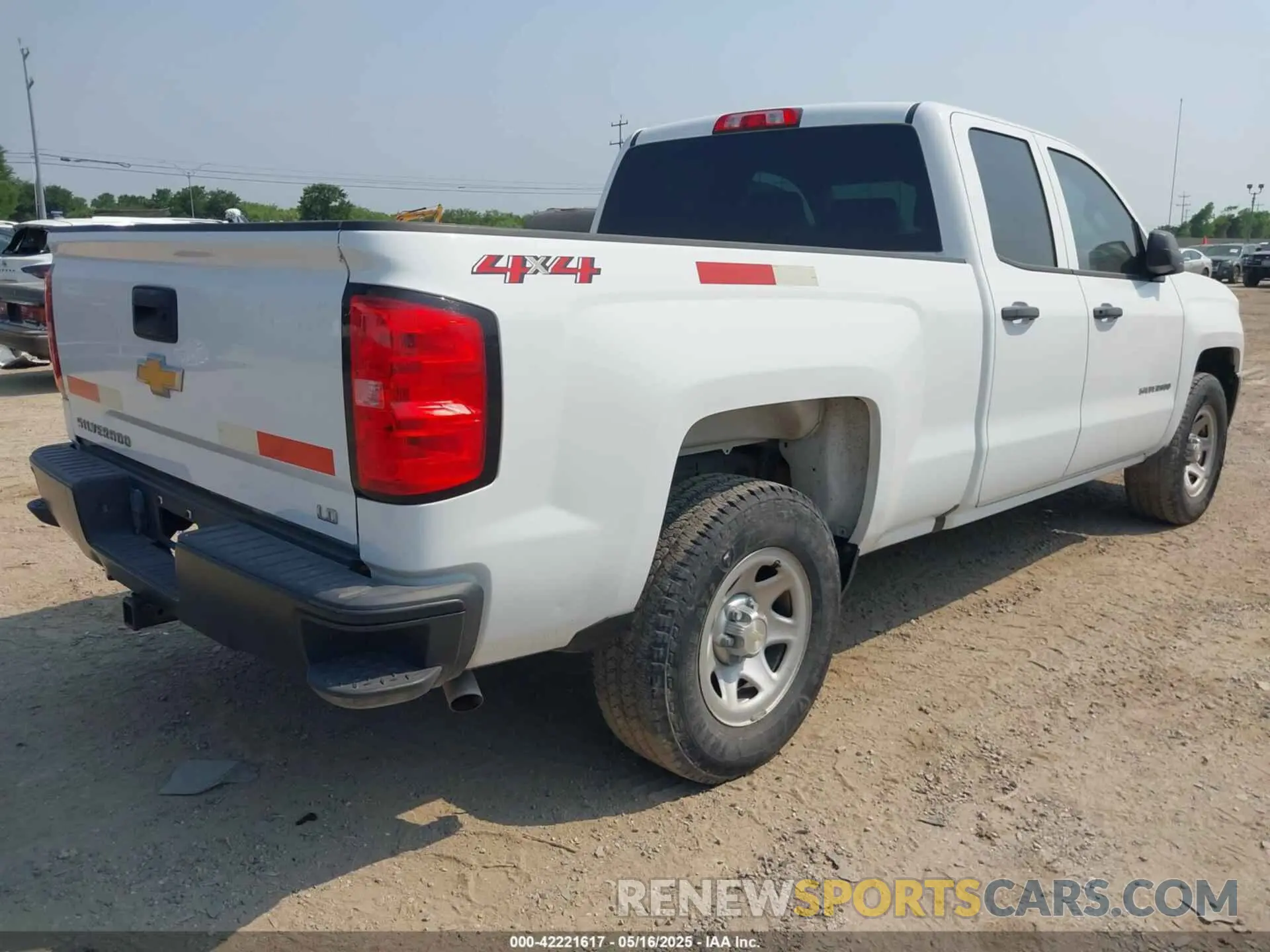 4 fotografías del automóvil dañado 2GCVKNEC7K1161016 CHEVROLET SILVERADO 1500 LD 2019