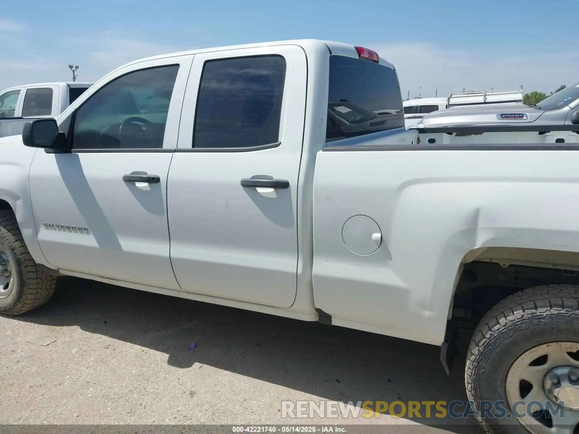 14 fotografías del automóvil dañado 2GCVKNEC9K1159977 CHEVROLET SILVERADO 1500 LD 2019