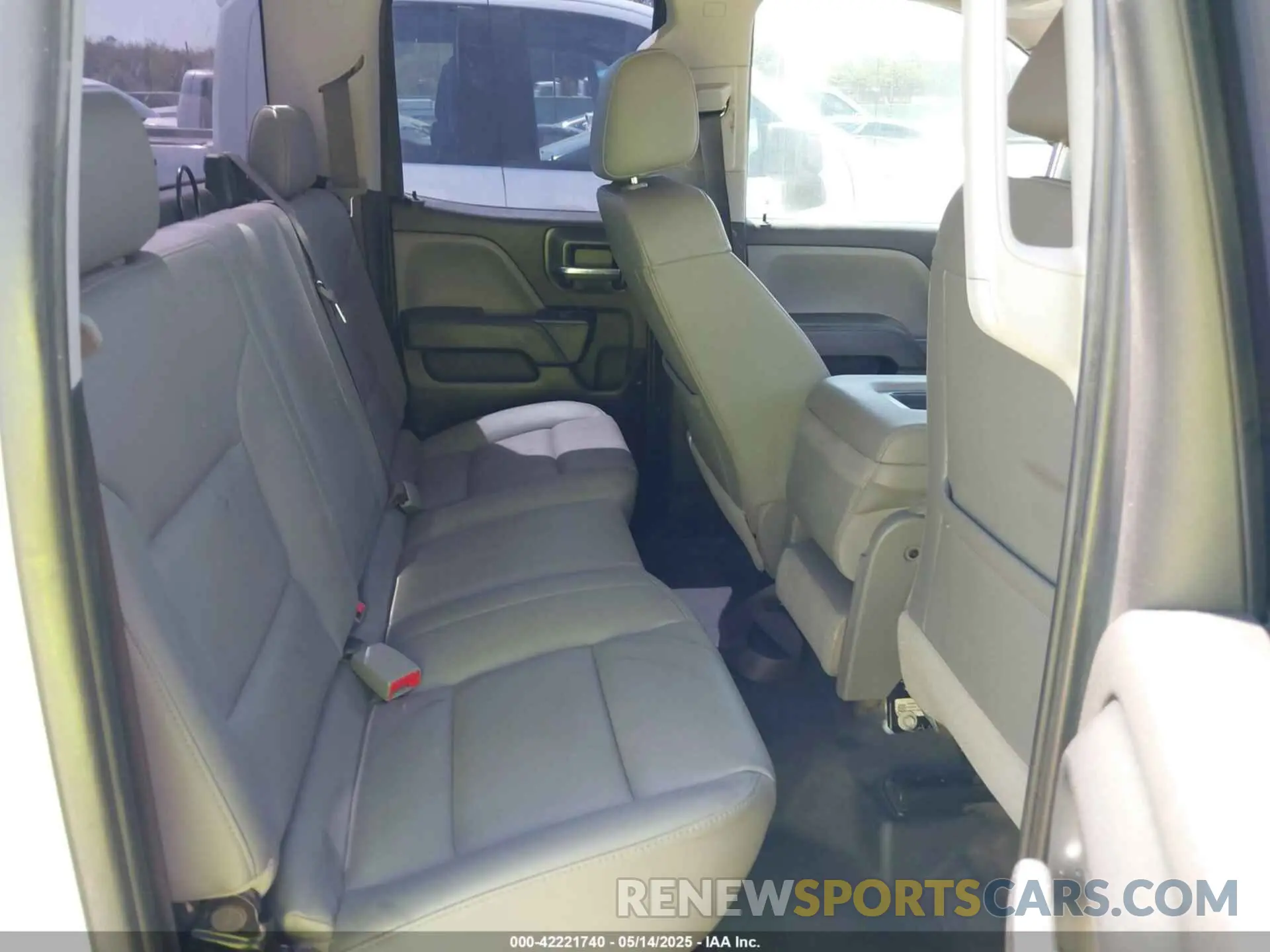 8 fotografías del automóvil dañado 2GCVKNEC9K1159977 CHEVROLET SILVERADO 1500 LD 2019