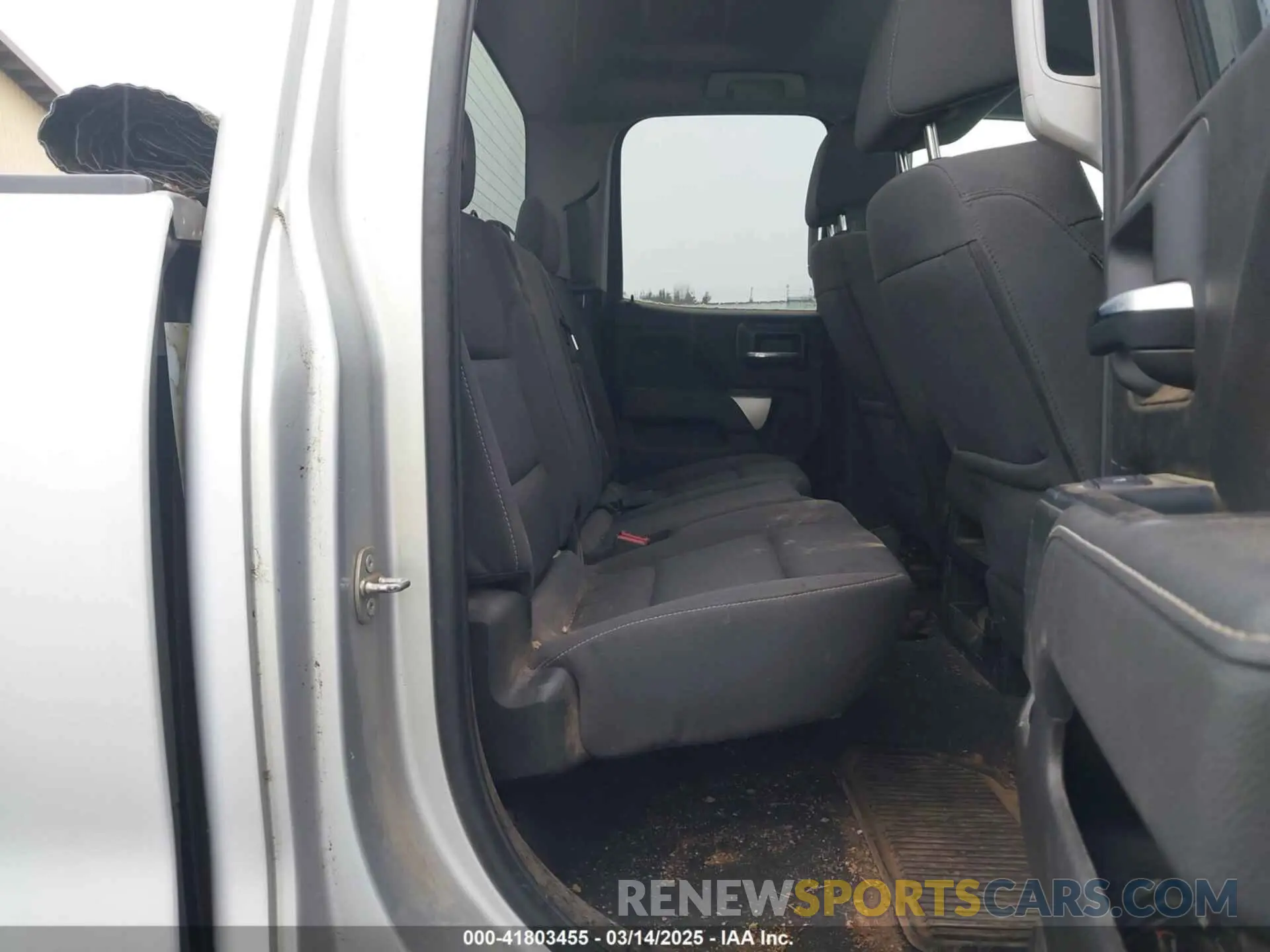 8 fotografías del automóvil dañado 2GCVKPEC1K1139539 CHEVROLET SILVERADO 1500 LD 2019