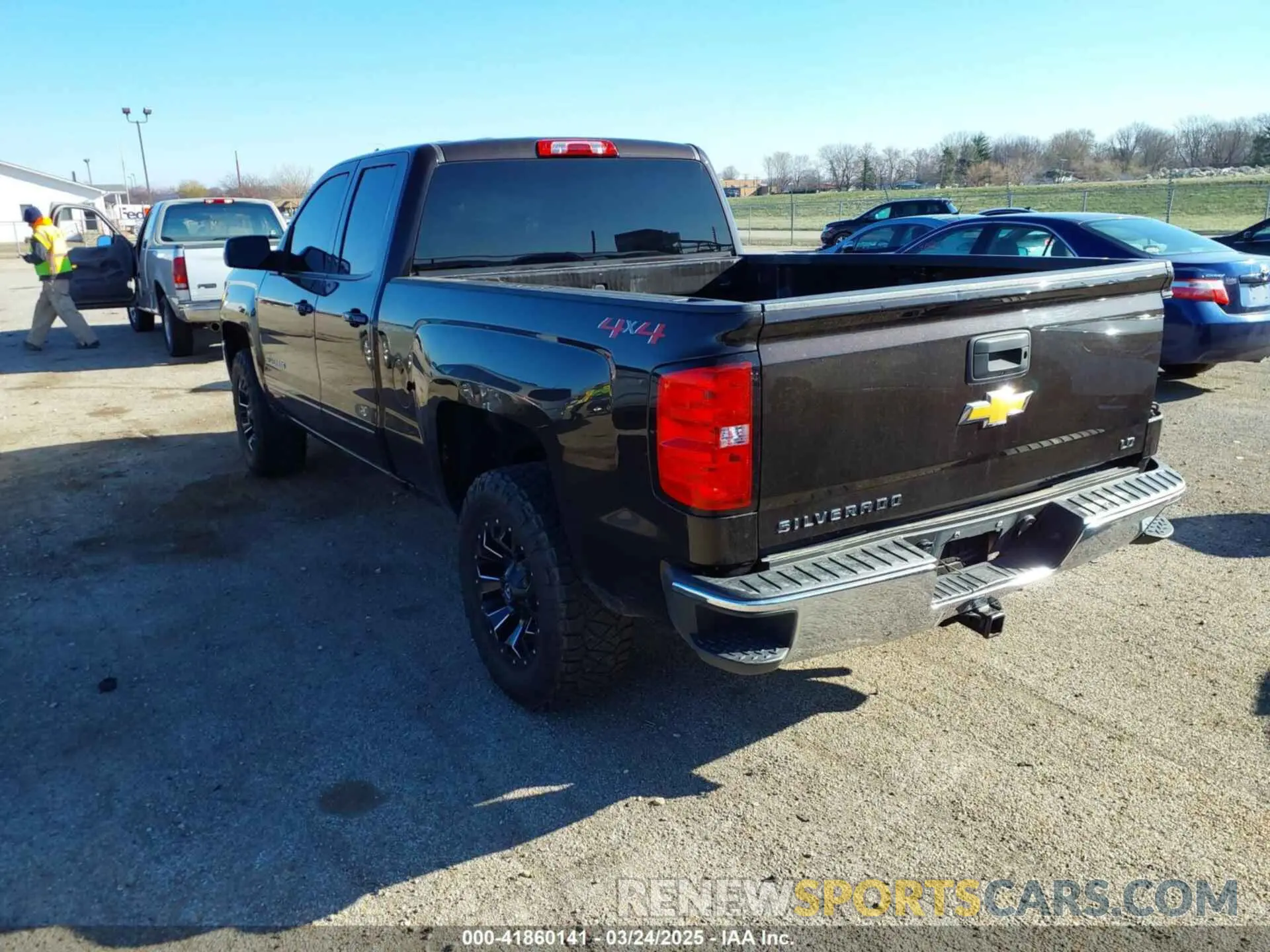 3 fotografías del automóvil dañado 2GCVKPEC1K1149309 CHEVROLET SILVERADO 1500 LD 2019