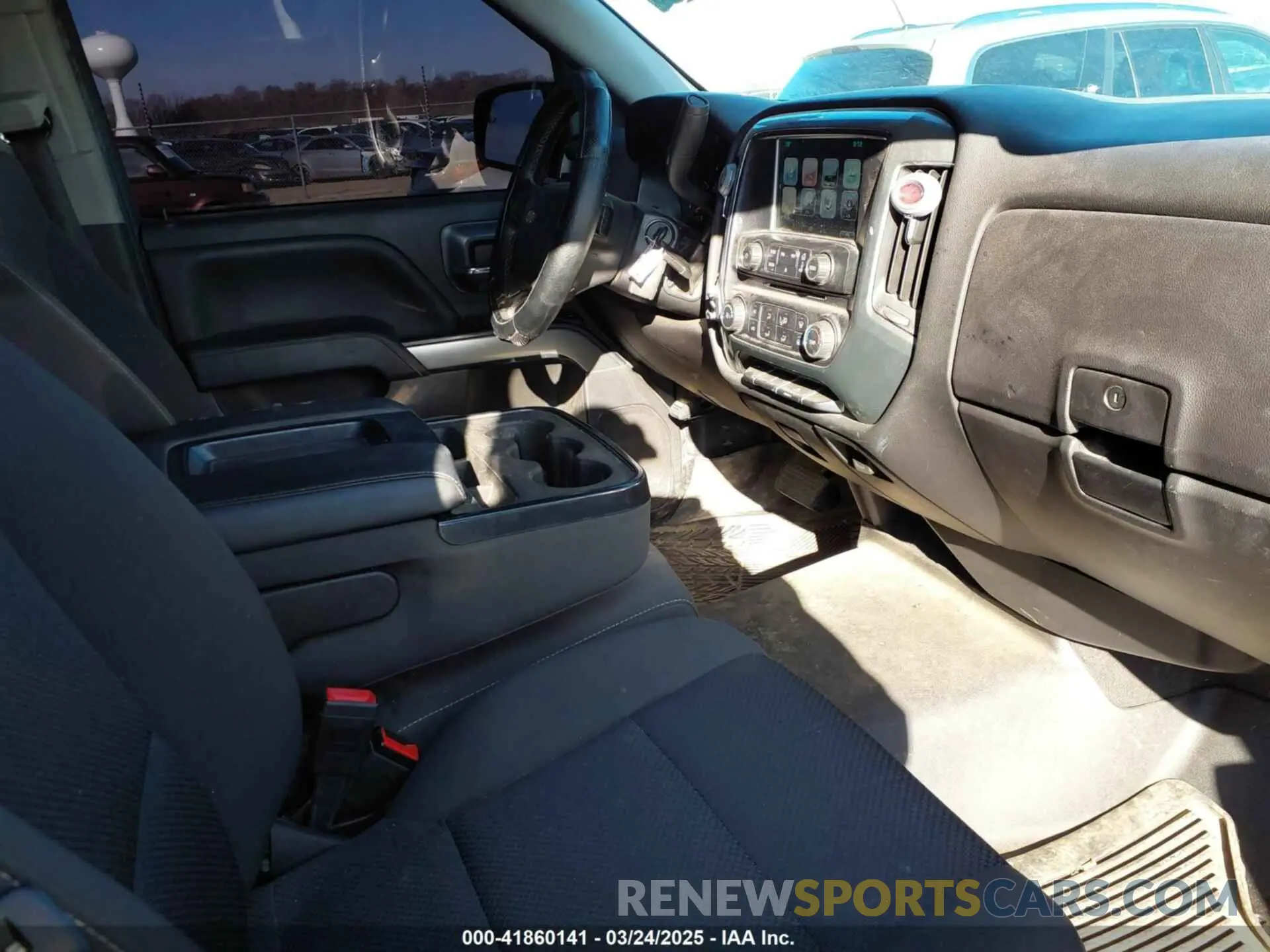 5 fotografías del automóvil dañado 2GCVKPEC1K1149309 CHEVROLET SILVERADO 1500 LD 2019