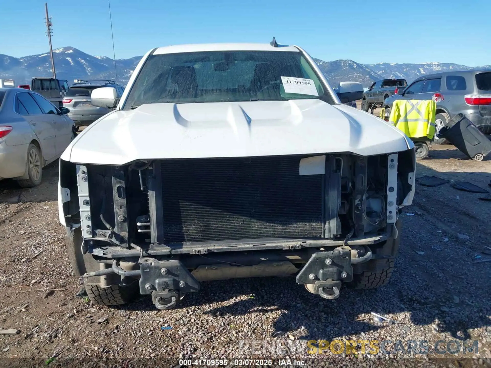 6 fotografías del automóvil dañado 2GCVKPEC2K1121793 CHEVROLET SILVERADO 1500 LD 2019