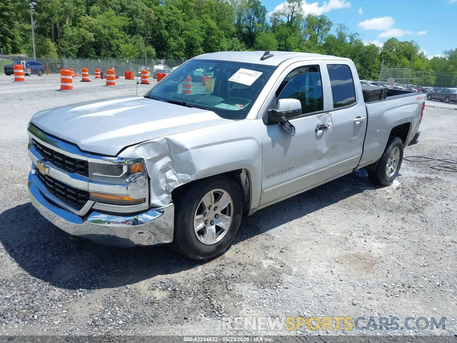 2 fotografías del automóvil dañado 2GCVKPEC2K1158309 CHEVROLET SILVERADO 1500 LD 2019