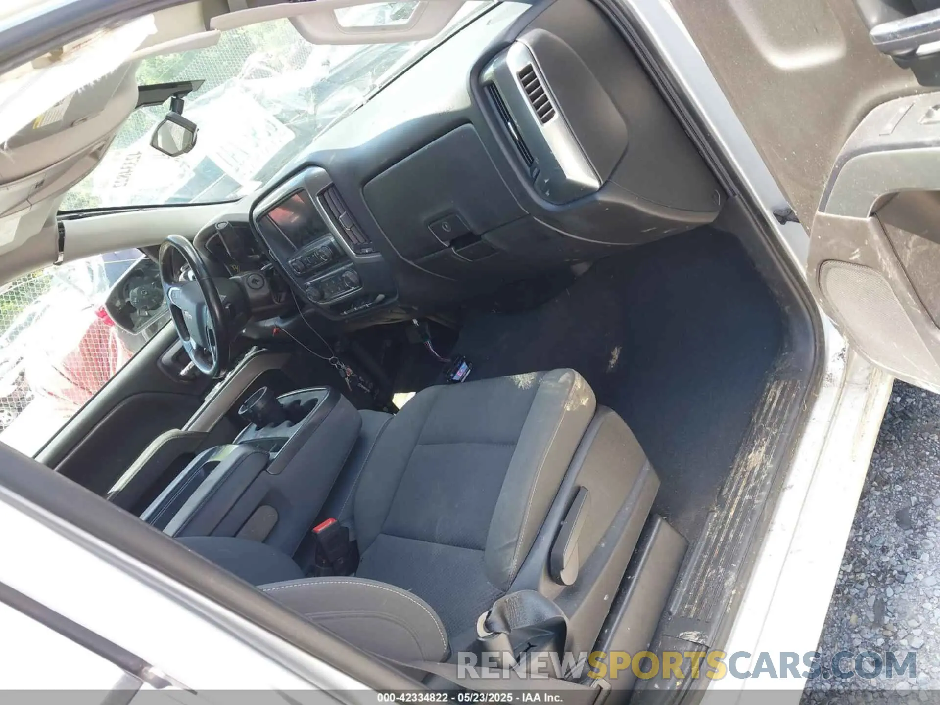 5 fotografías del automóvil dañado 2GCVKPEC2K1158309 CHEVROLET SILVERADO 1500 LD 2019