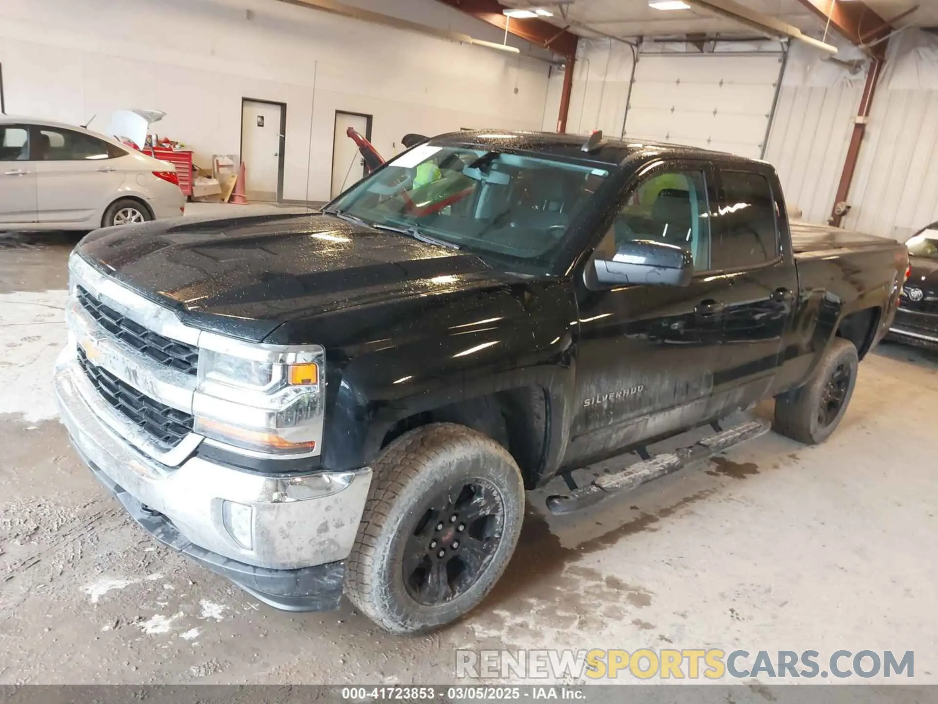 2 fotografías del automóvil dañado 2GCVKPEC4K1135663 CHEVROLET SILVERADO 1500 LD 2019