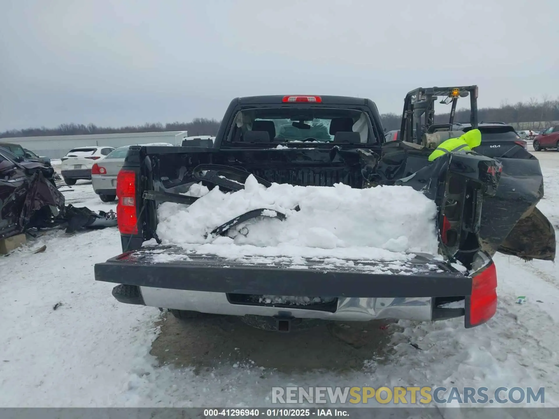 16 fotografías del automóvil dañado 2GCVKPEC6K1194116 CHEVROLET SILVERADO 1500 LD 2019
