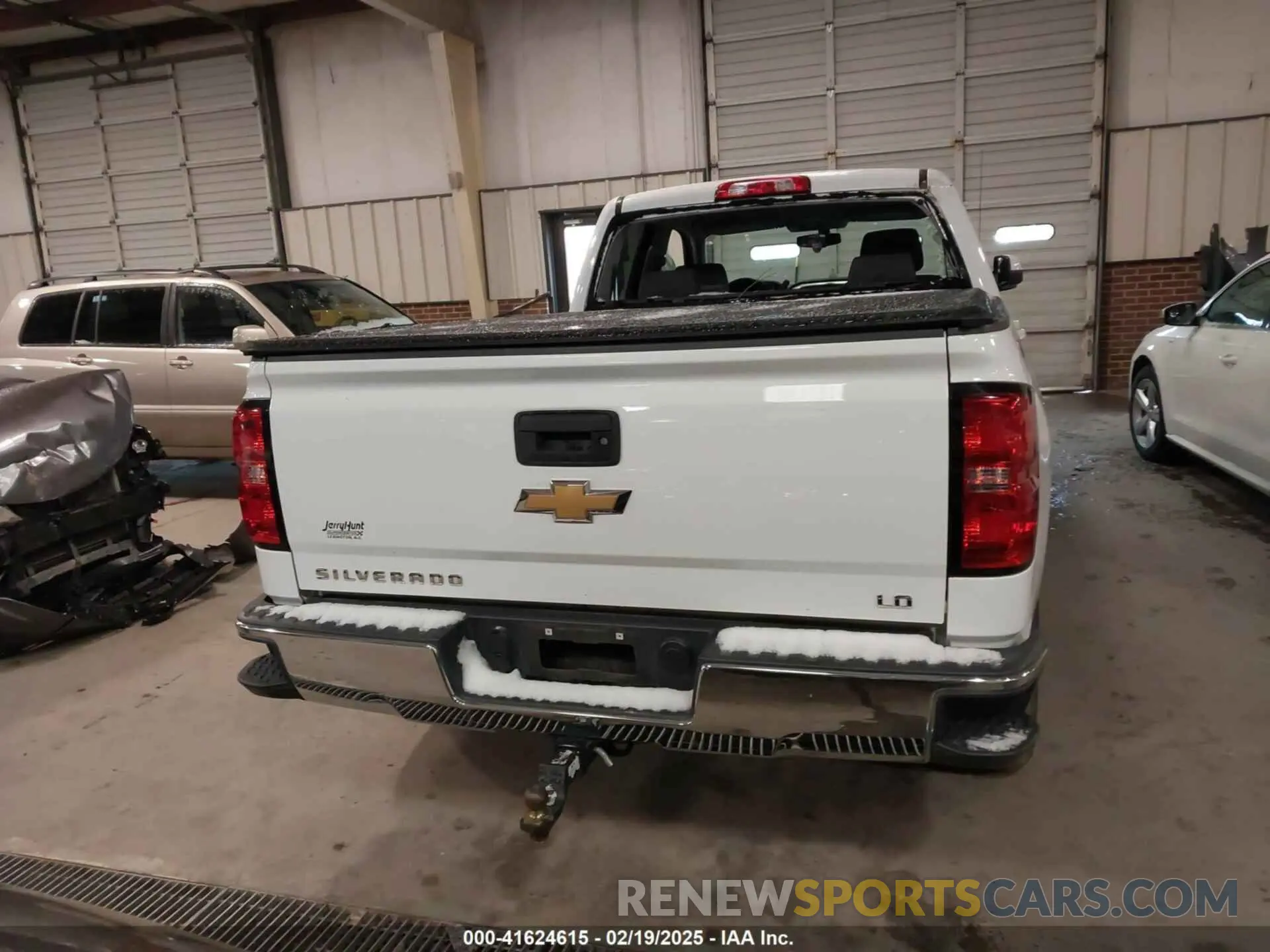 16 fotografías del automóvil dañado 2GCVKPEC7K1130036 CHEVROLET SILVERADO 1500 LD 2019