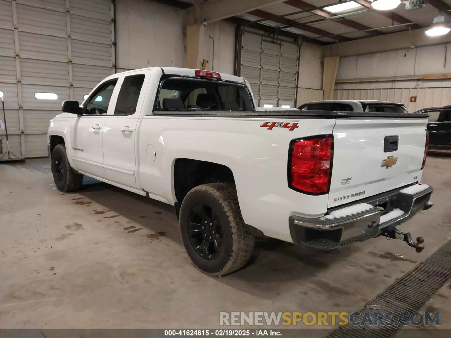 3 fotografías del automóvil dañado 2GCVKPEC7K1130036 CHEVROLET SILVERADO 1500 LD 2019