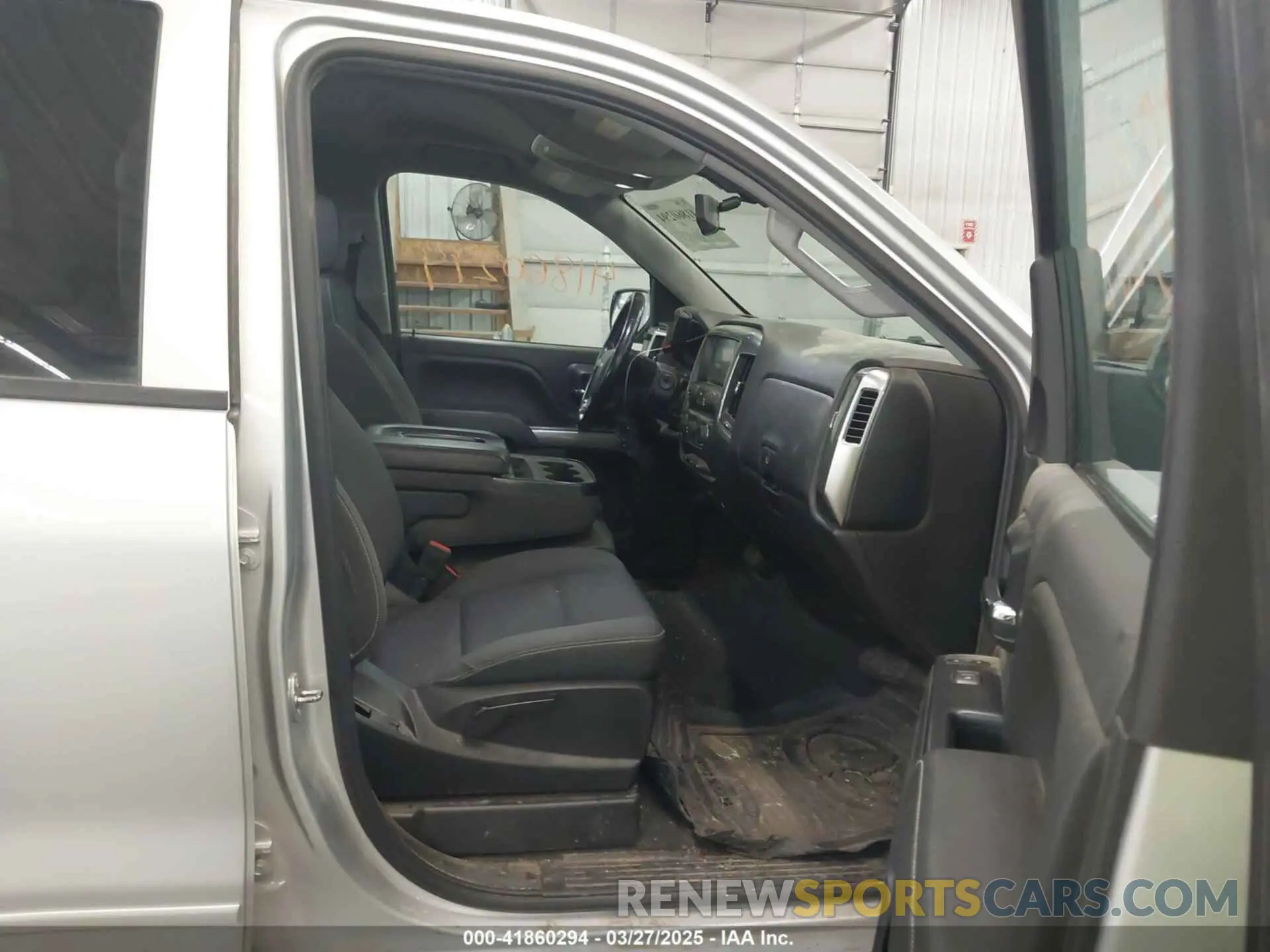 5 fotografías del automóvil dañado 2GCVKPEC7K1164347 CHEVROLET SILVERADO 1500 LD 2019