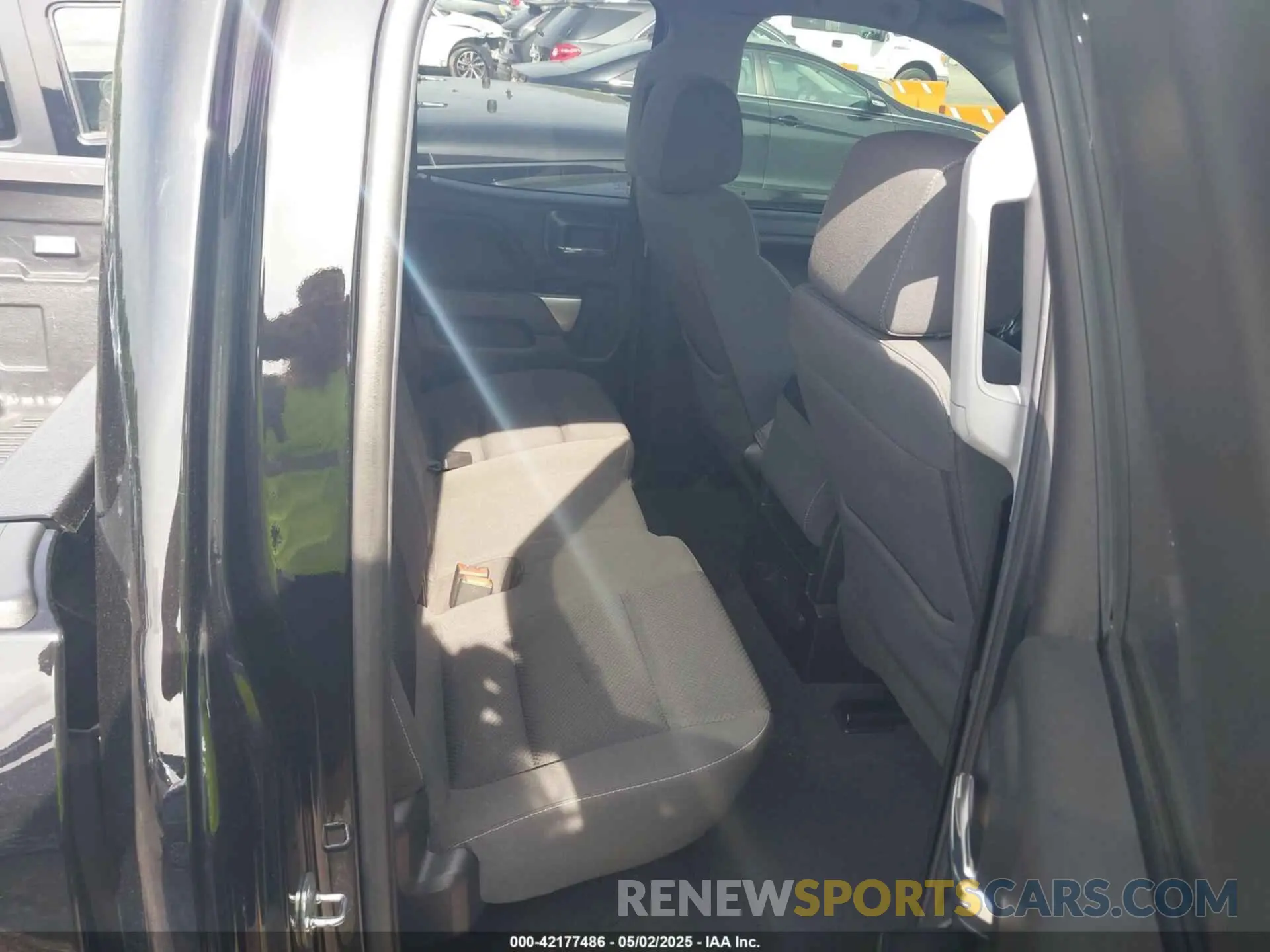 8 fotografías del automóvil dañado 2GCVKPEC8K1157973 CHEVROLET SILVERADO 1500 LD 2019