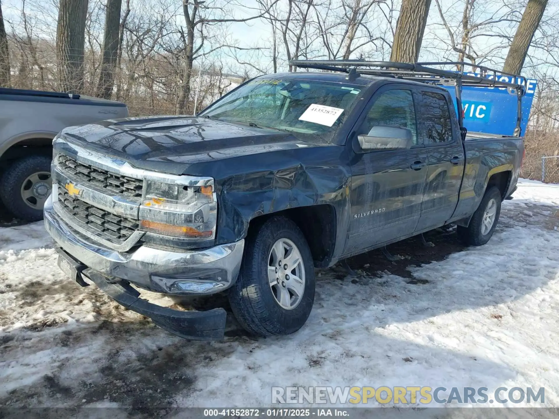 2 fotografías del automóvil dañado 2GCVKPEC9K1129924 CHEVROLET SILVERADO 1500 LD 2019