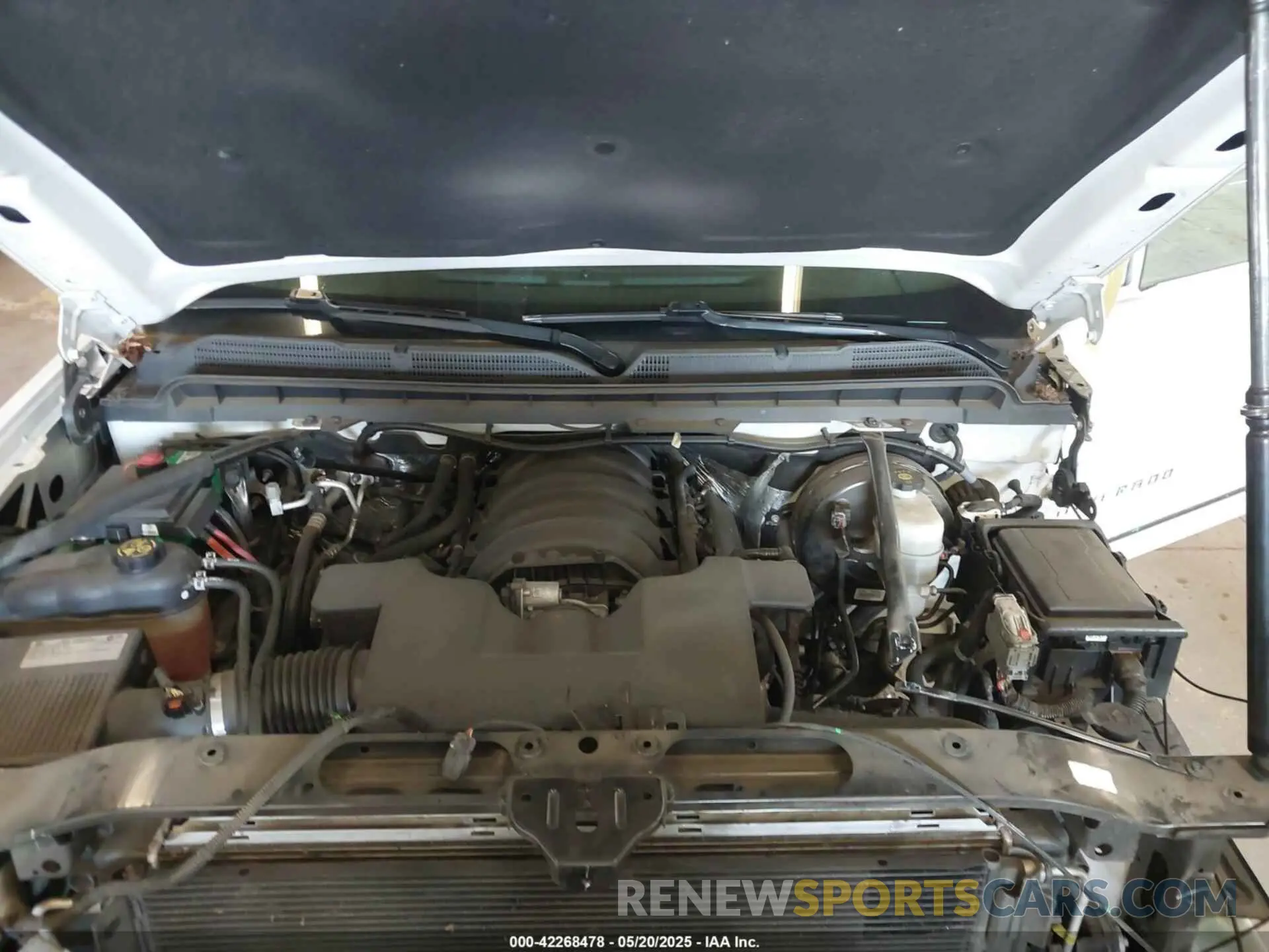 10 fotografías del automóvil dañado 2GCVKPECXK1121556 CHEVROLET SILVERADO 1500 LD 2019