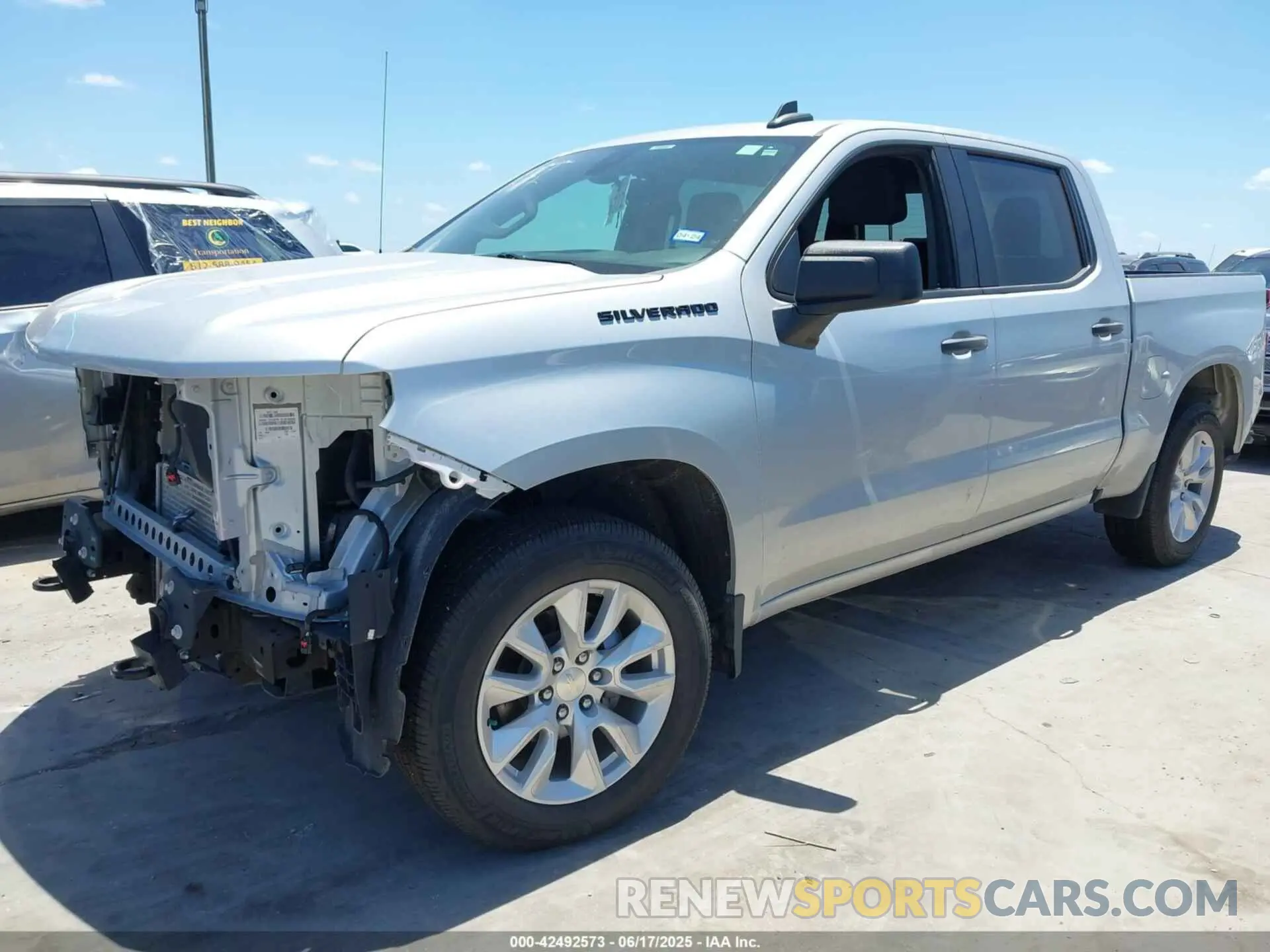 2 fotografías del automóvil dañado 1GCPWBEK0NZ221605 CHEVROLET SILVERADO 1500 LTD 2022