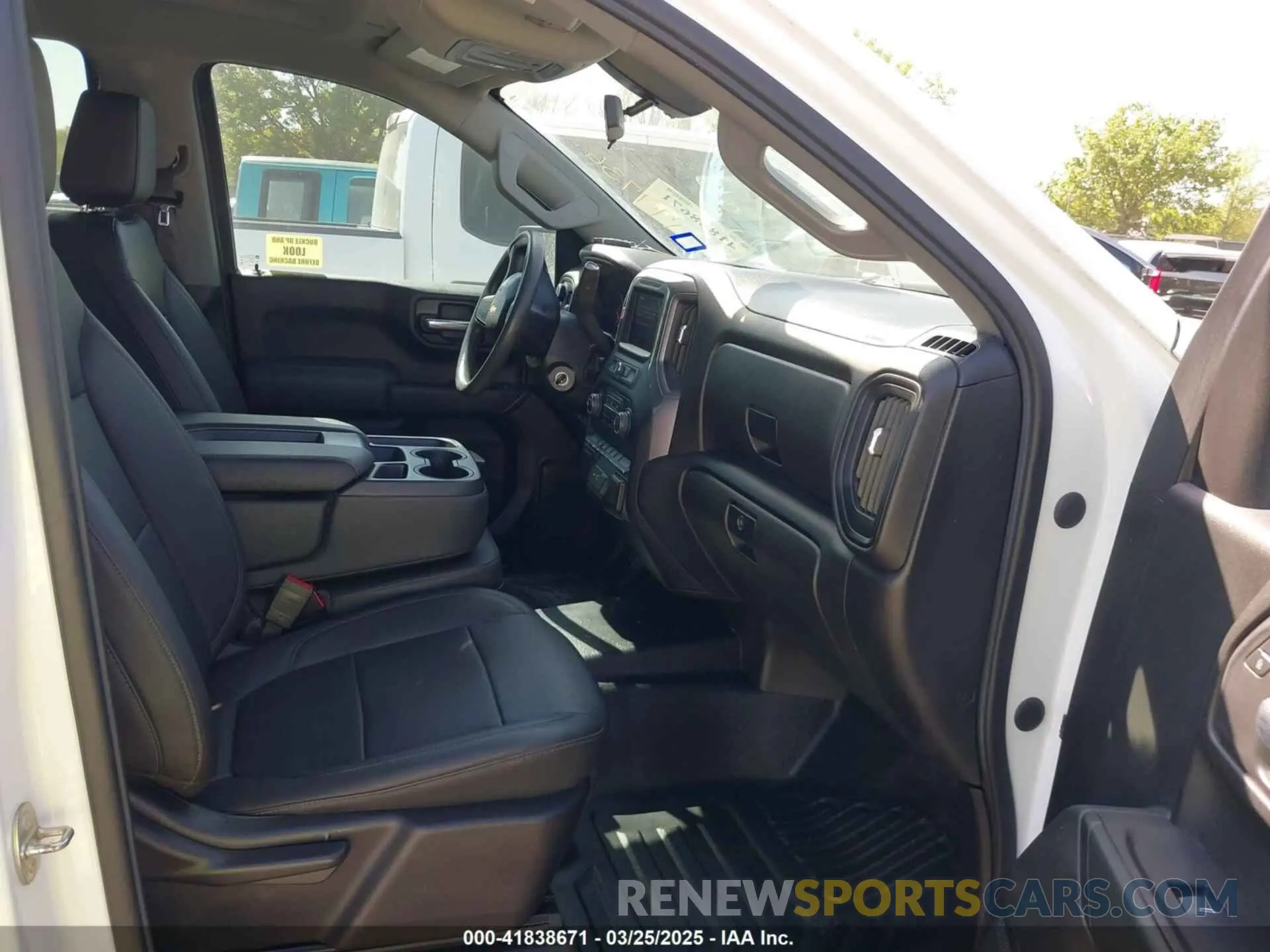 5 fotografías del automóvil dañado 1GCRYAED0NZ174736 CHEVROLET SILVERADO 1500 LTD 2022