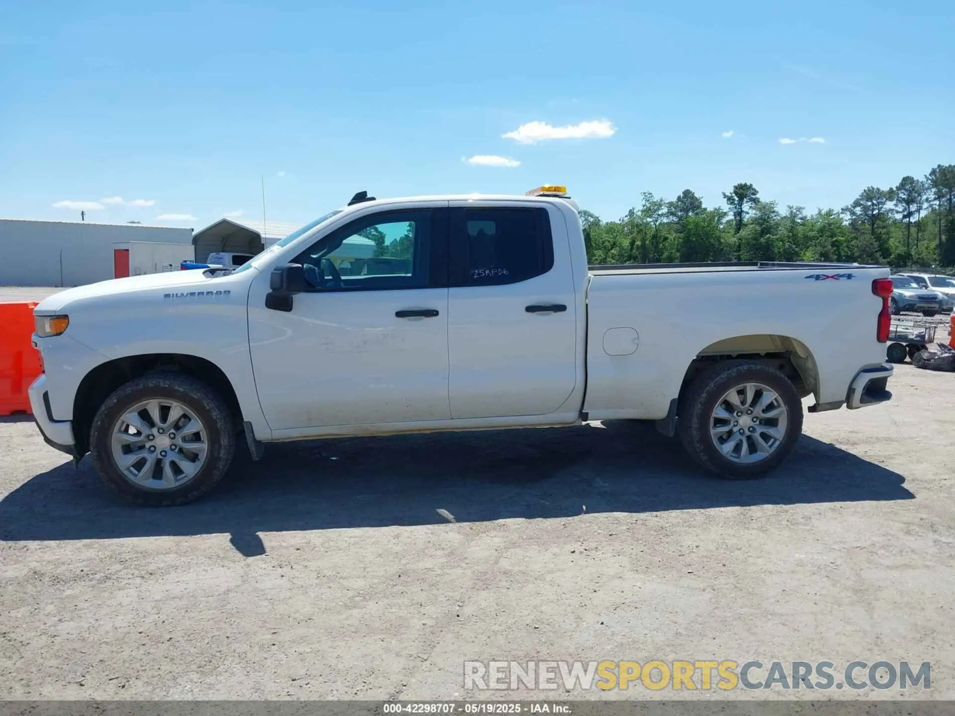 14 fotografías del automóvil dañado 1GCRYBEK2NZ216957 CHEVROLET SILVERADO 1500 LTD 2022