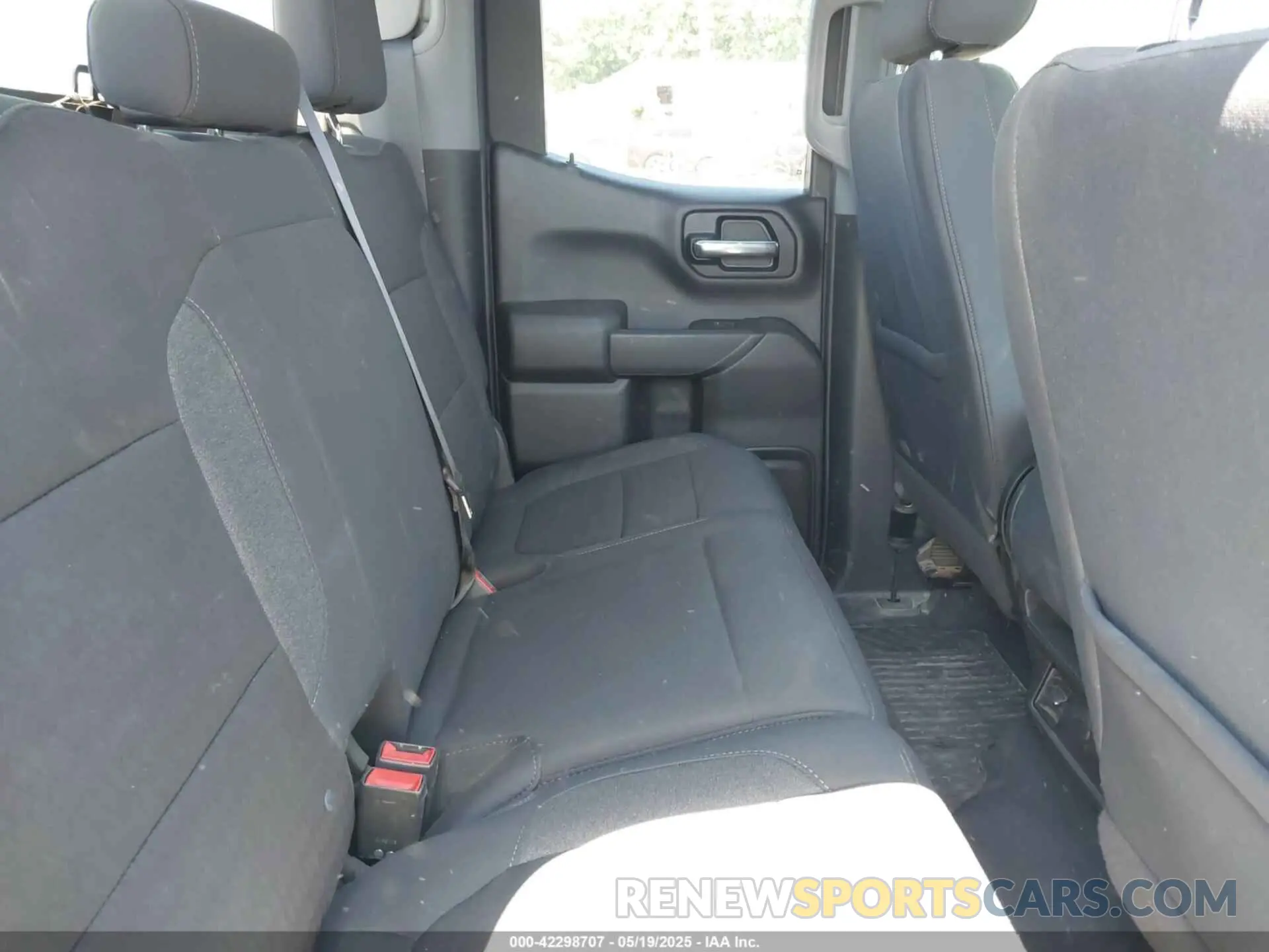 8 fotografías del automóvil dañado 1GCRYBEK2NZ216957 CHEVROLET SILVERADO 1500 LTD 2022