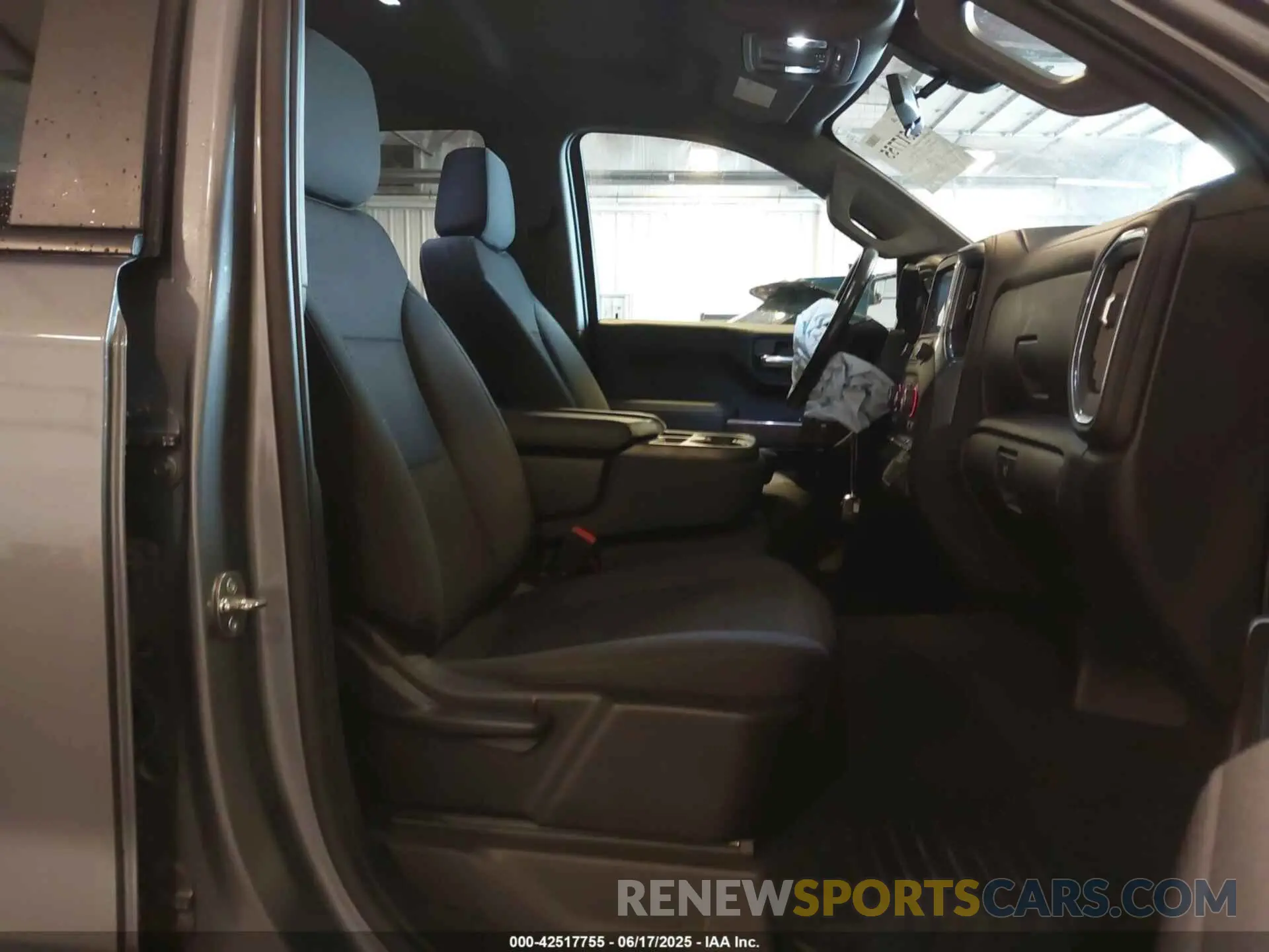 5 fotografías del automóvil dañado 1GCRYEEKXNZ182218 CHEVROLET SILVERADO 1500 LTD 2022