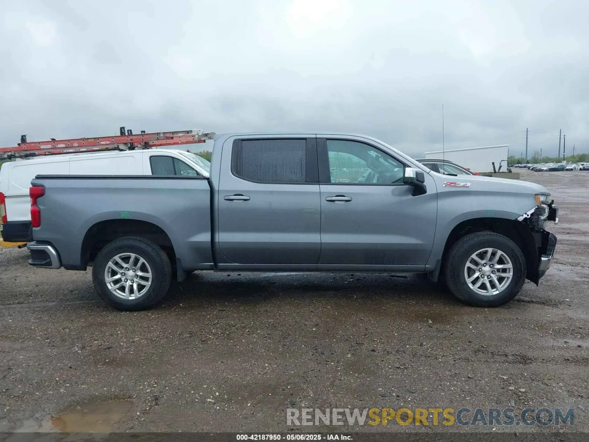 13 fotografías del automóvil dañado 1GCUYDED3NZ208468 CHEVROLET SILVERADO 1500 LTD 2022