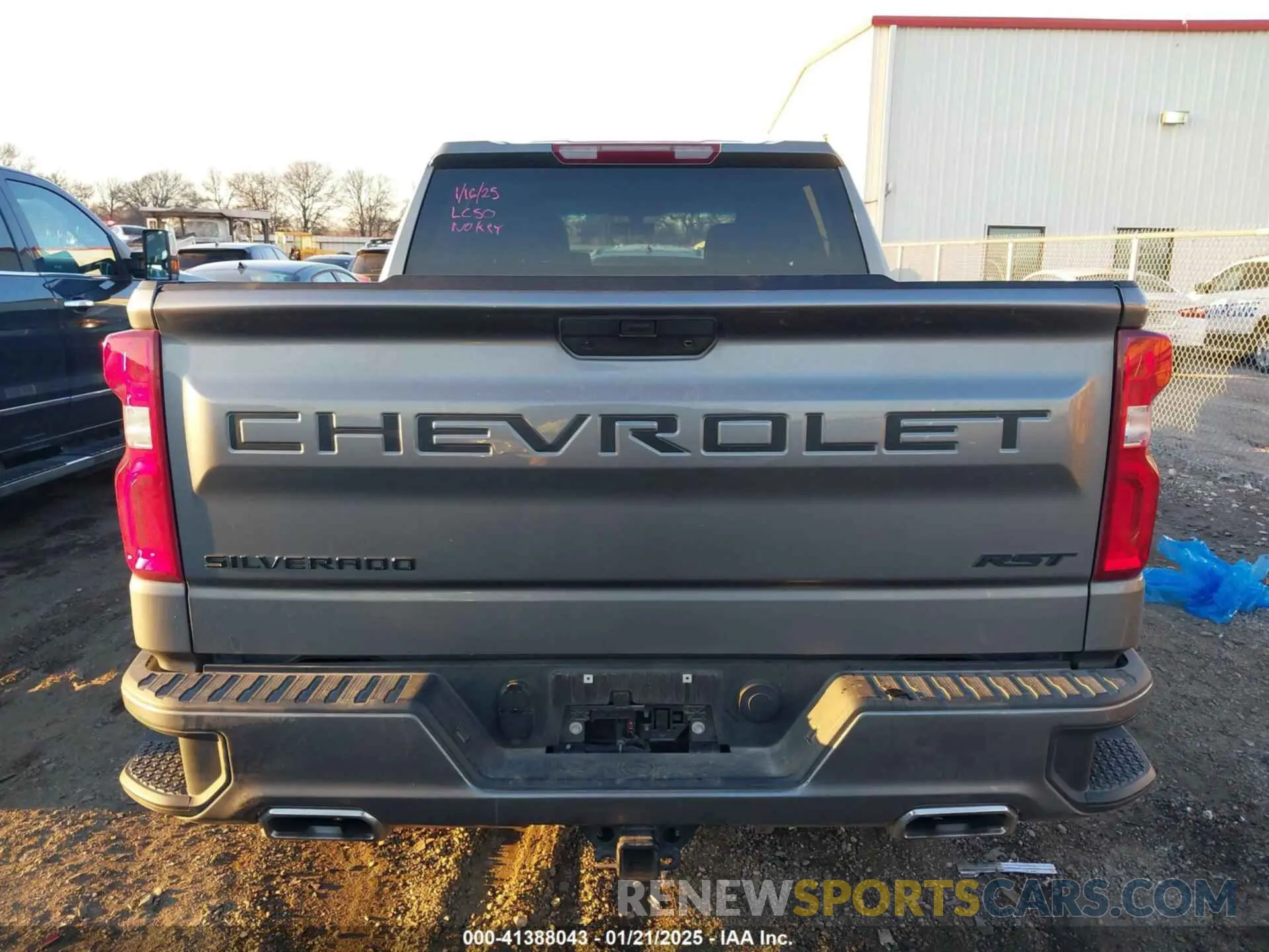 17 fotografías del automóvil dañado 1GCUYEEL3NZ203574 CHEVROLET SILVERADO 1500 LTD 2022
