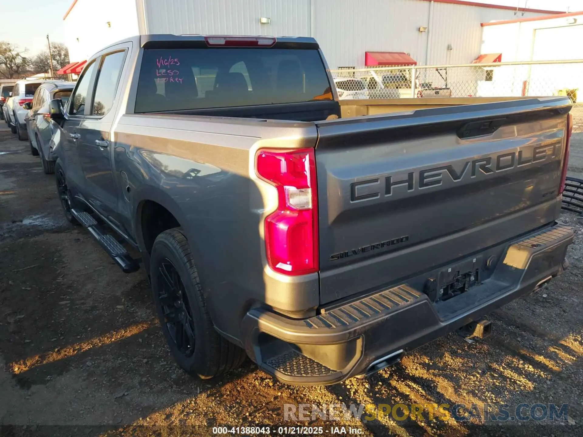 3 fotografías del automóvil dañado 1GCUYEEL3NZ203574 CHEVROLET SILVERADO 1500 LTD 2022