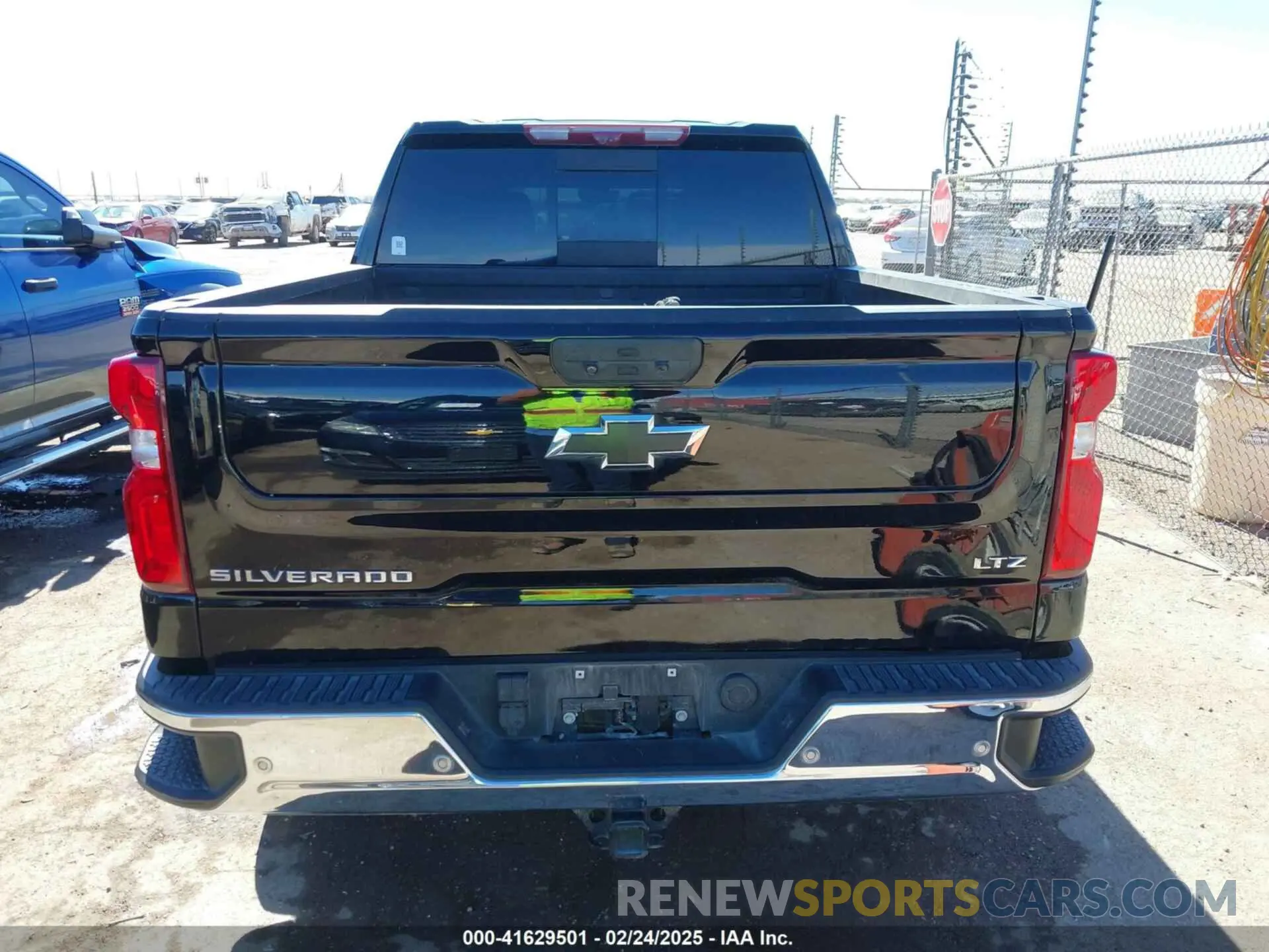 17 fotografías del automóvil dañado 1GCUYGED6NZ143388 CHEVROLET SILVERADO 1500 LTD 2022