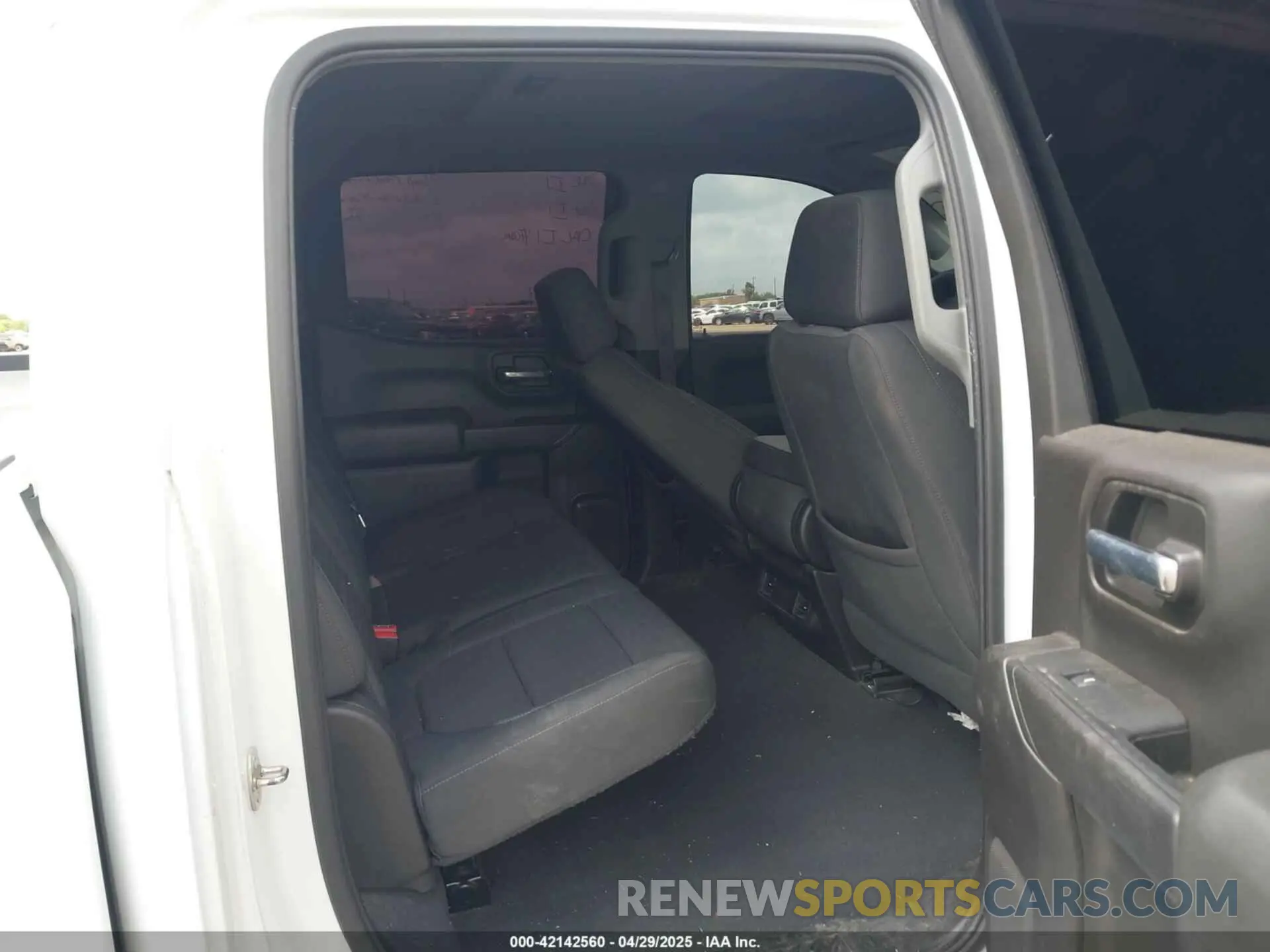 8 fotografías del automóvil dañado 3GCPYCEK6NG139927 CHEVROLET SILVERADO 1500 LTD 2022