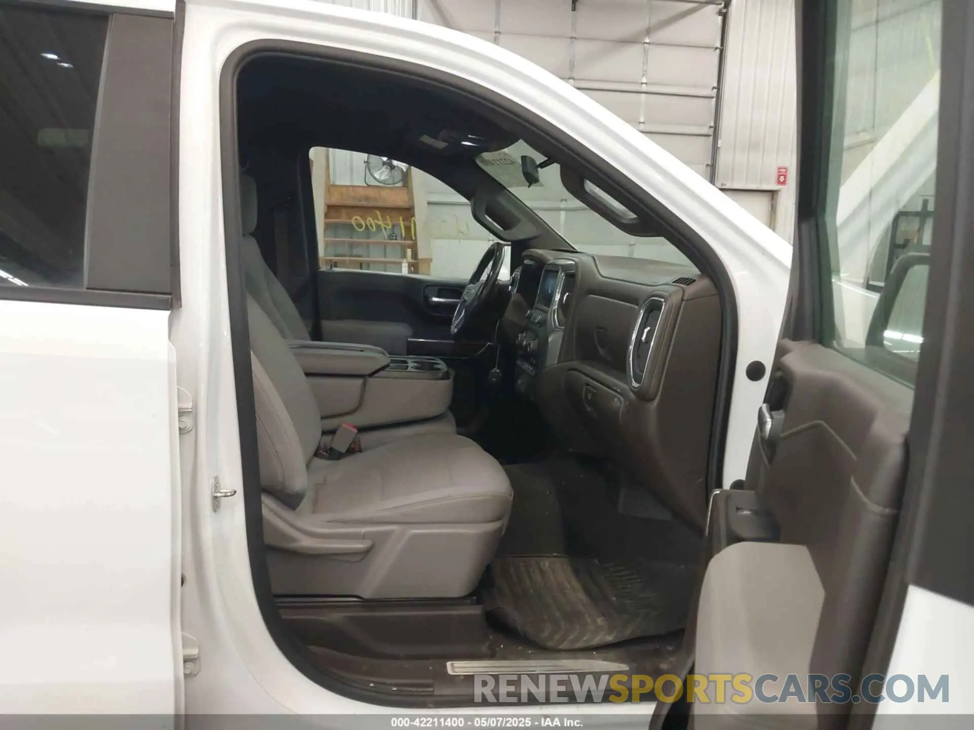 5 fotografías del automóvil dañado 3GCUYDED3NG124098 CHEVROLET SILVERADO 1500 LTD 2022