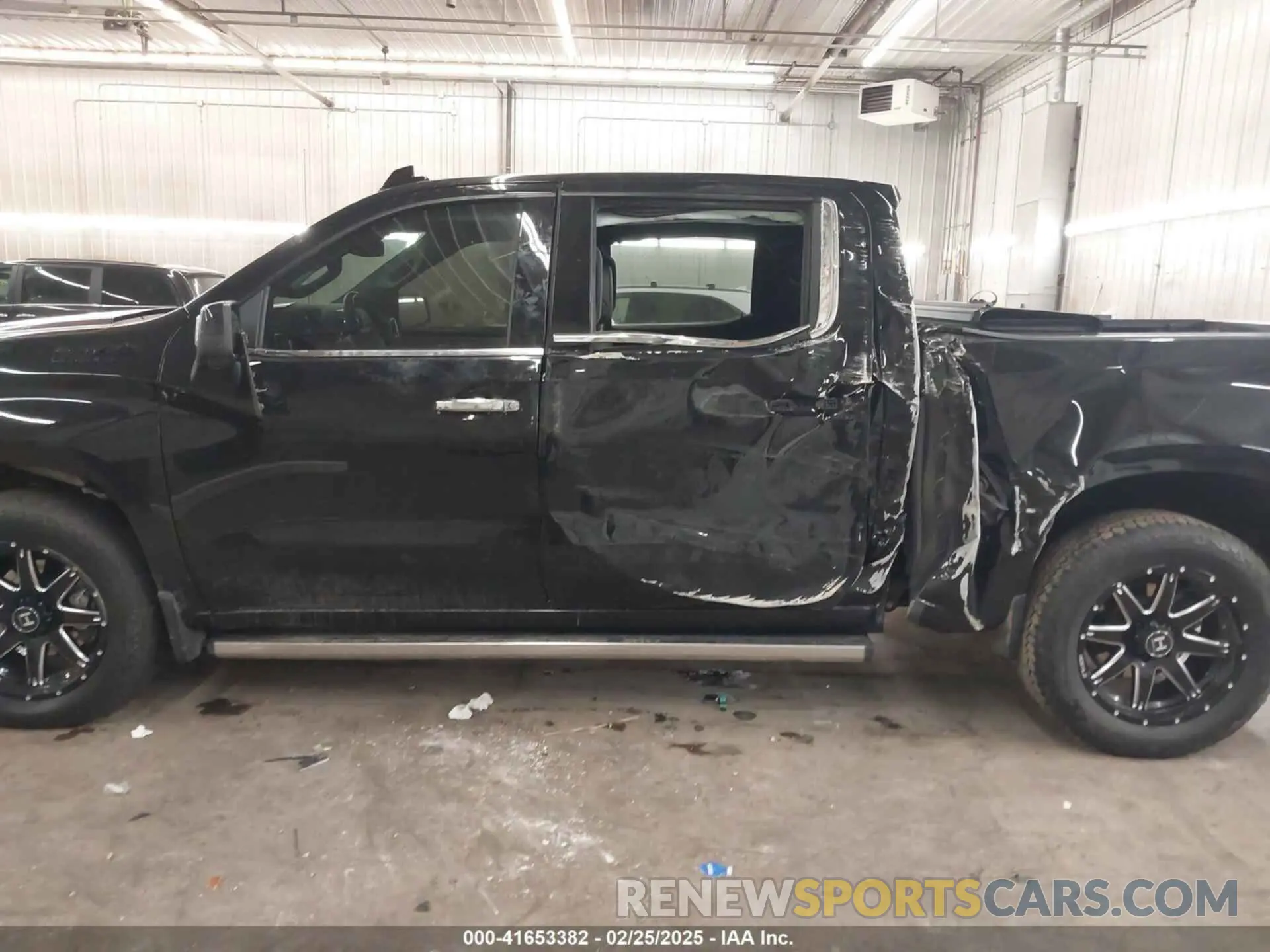 15 fotografías del automóvil dañado 3GCUYHEL1NG202781 CHEVROLET SILVERADO 1500 LTD 2022
