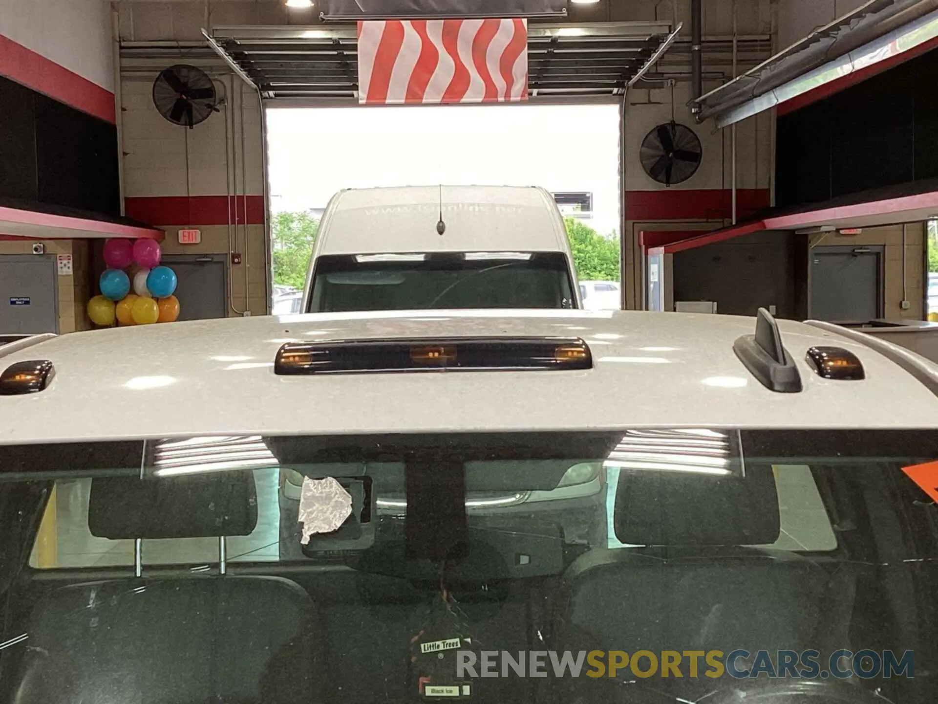 12 fotografías del automóvil dañado 1GB3CVCG6KF199067 CHEVROLET SILVERADO 2019