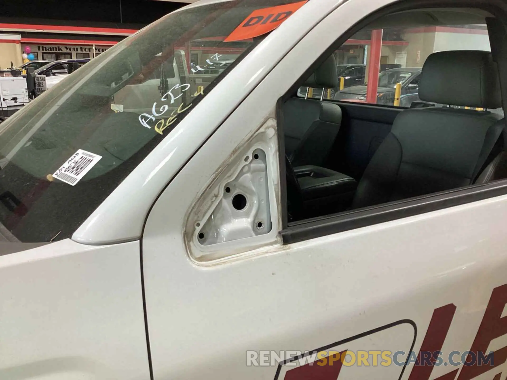 5 fotografías del automóvil dañado 1GB3CVCG6KF199067 CHEVROLET SILVERADO 2019