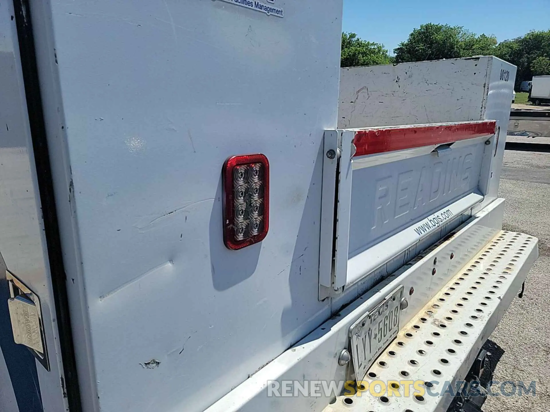 26 fotografías del automóvil dañado 1GB4CVCY5KF204448 CHEVROLET SILVERADO 2019