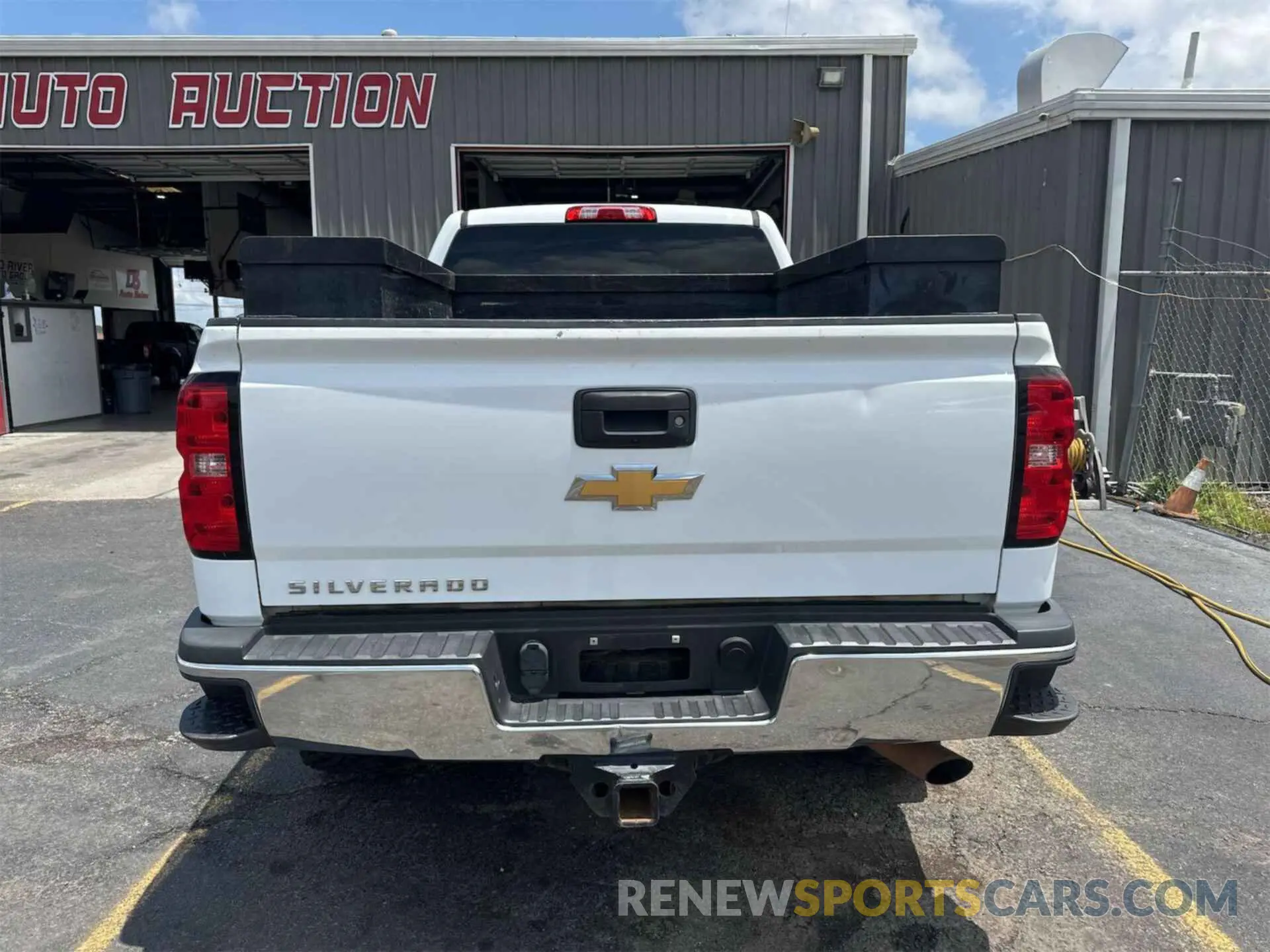 8 fotografías del automóvil dañado 1GC1KREG0KF255241 CHEVROLET SILVERADO 2019