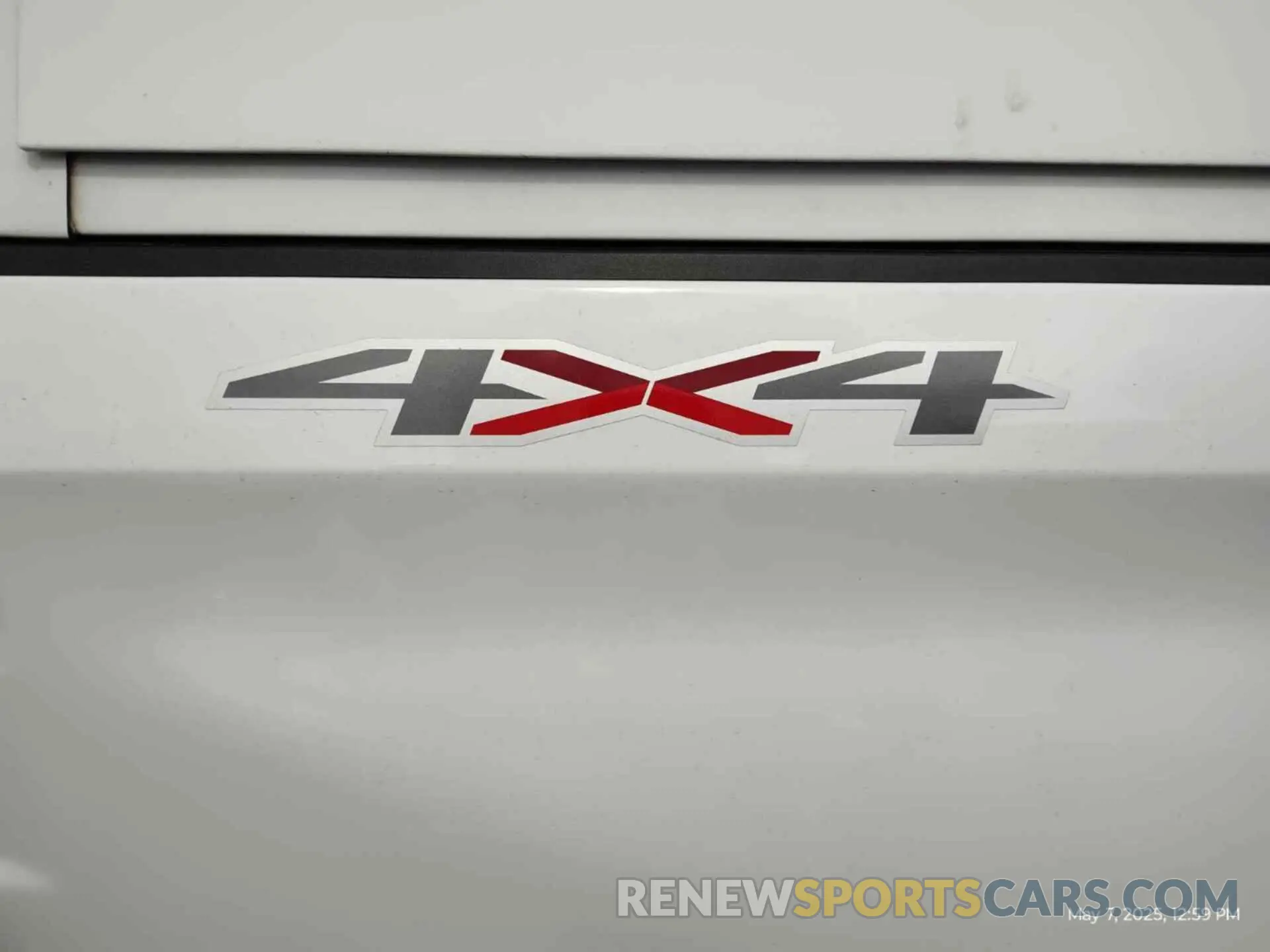 13 fotografías del automóvil dañado 1GCRYAEF7KZ324807 CHEVROLET SILVERADO 2019