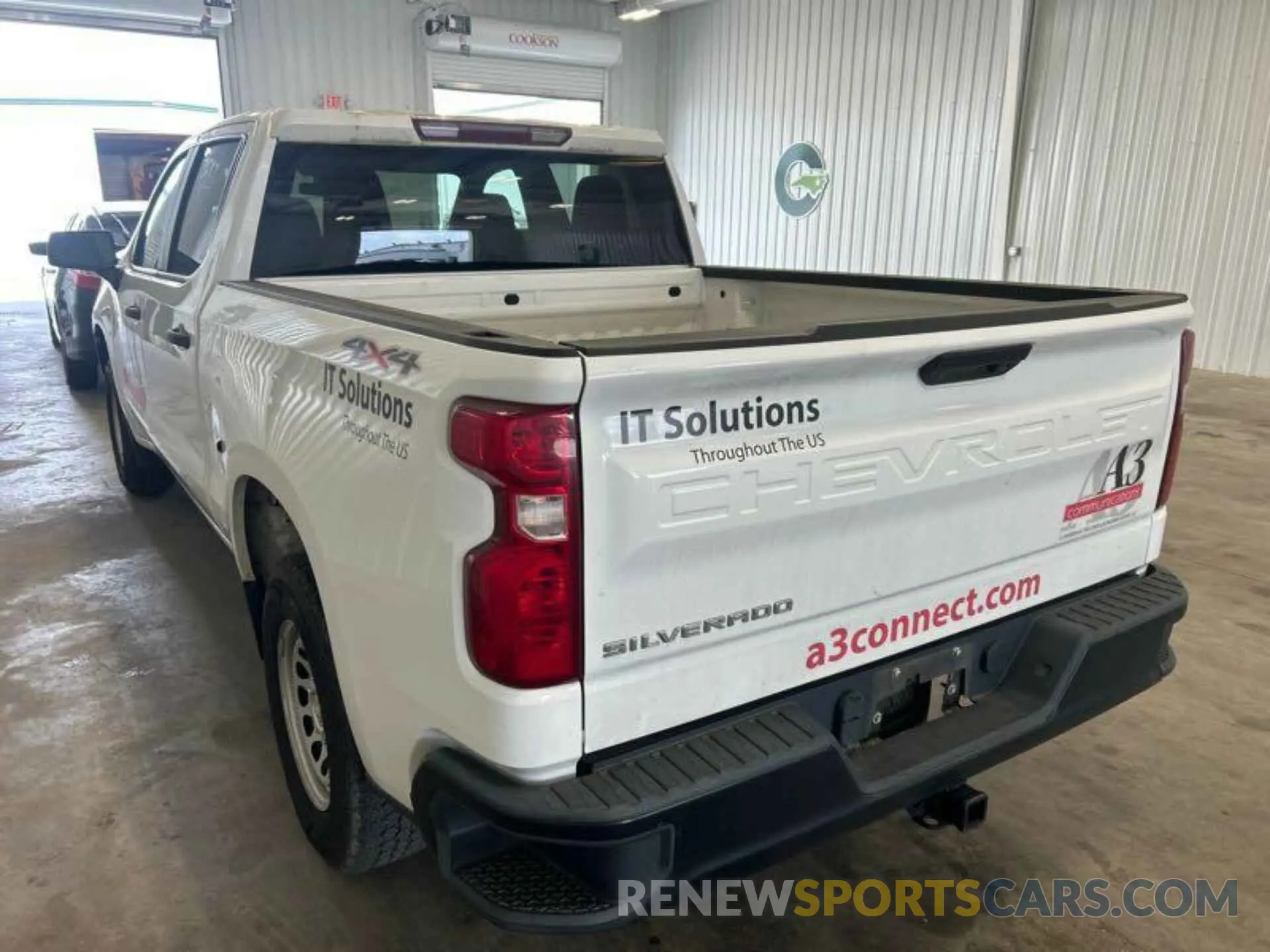 16 fotografías del automóvil dañado 1GCUYAEF7KZ428479 CHEVROLET SILVERADO 2019