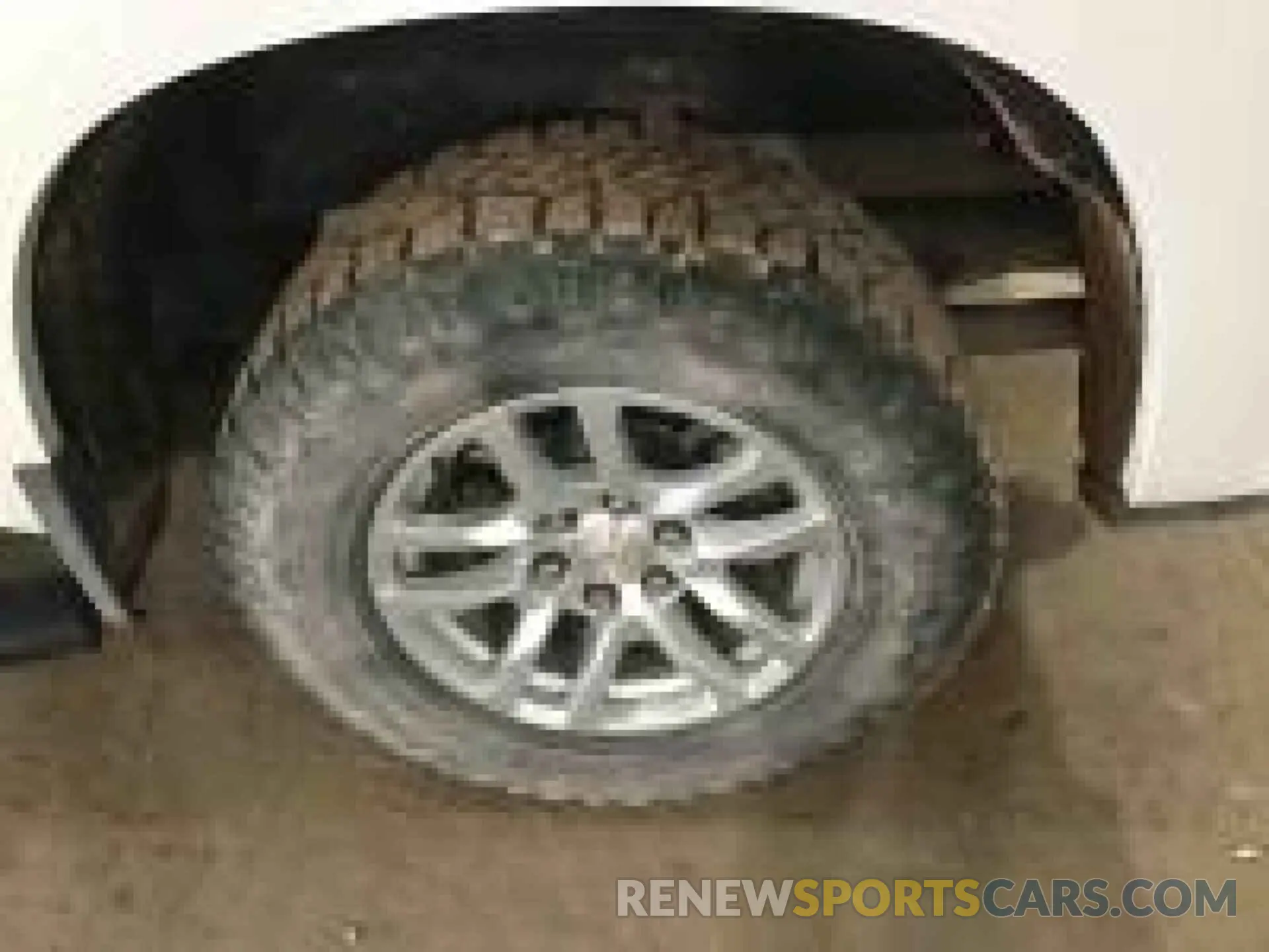 2 fotografías del automóvil dañado 1GCUYDEDXKZ349792 CHEVROLET SILVERADO 2019