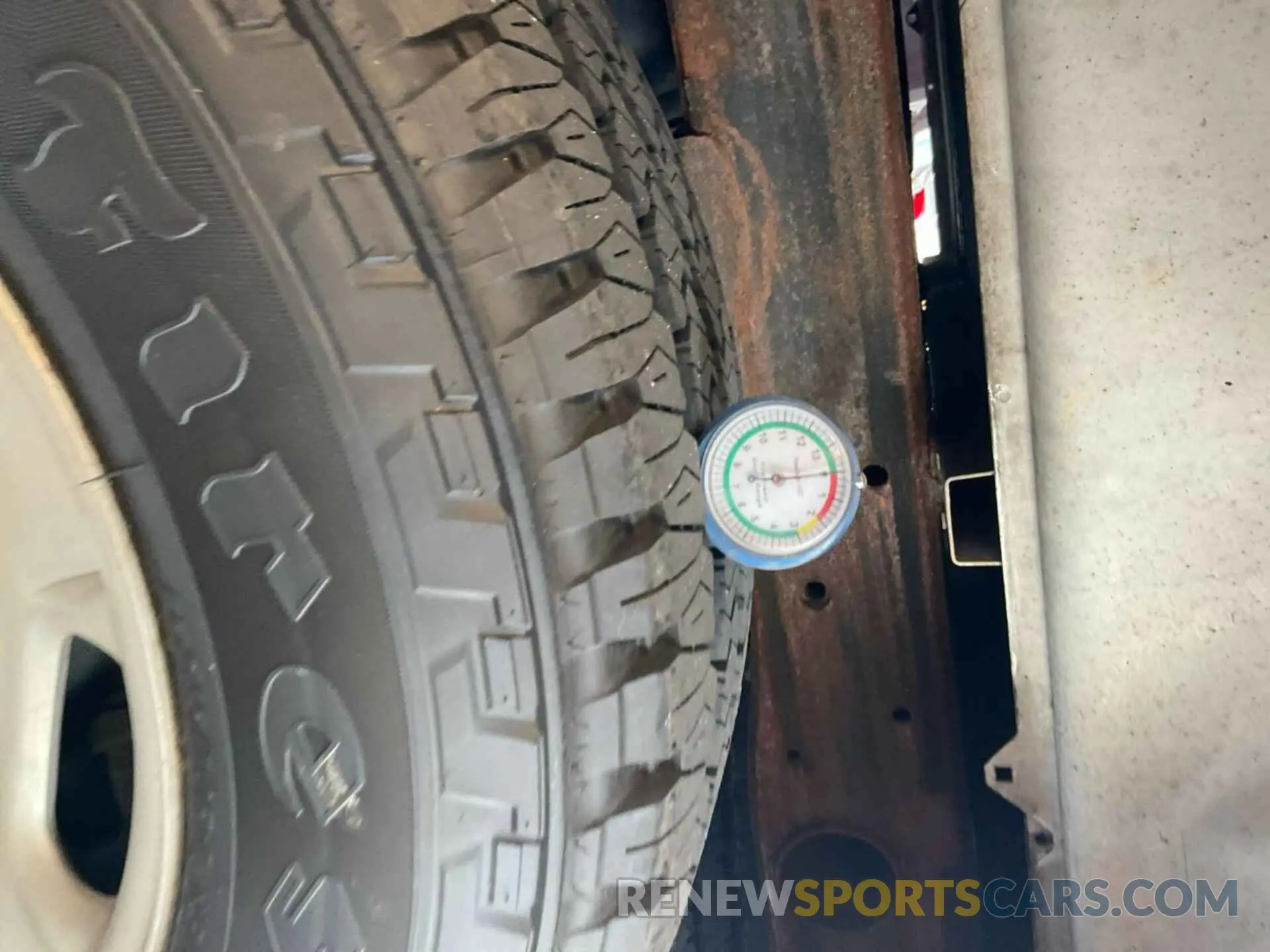 20 fotografías del automóvil dañado 2GC2CREG3K1151920 CHEVROLET SILVERADO 2019