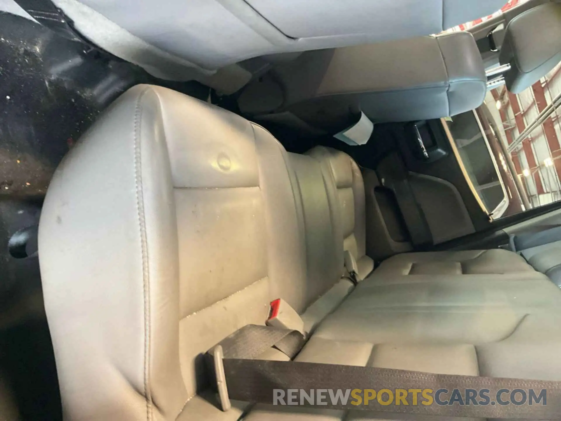 29 fotografías del automóvil dañado 2GC2CREG3K1151920 CHEVROLET SILVERADO 2019