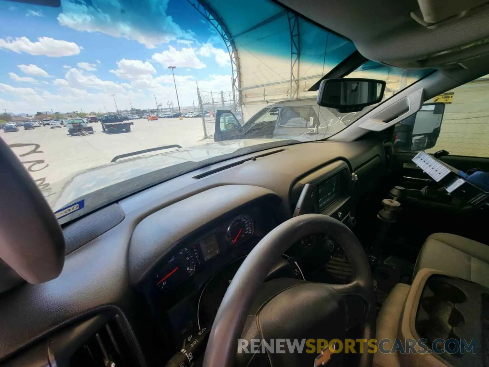 22 fotografías del automóvil dañado 2GC2KREG0K1204947 CHEVROLET SILVERADO 2019