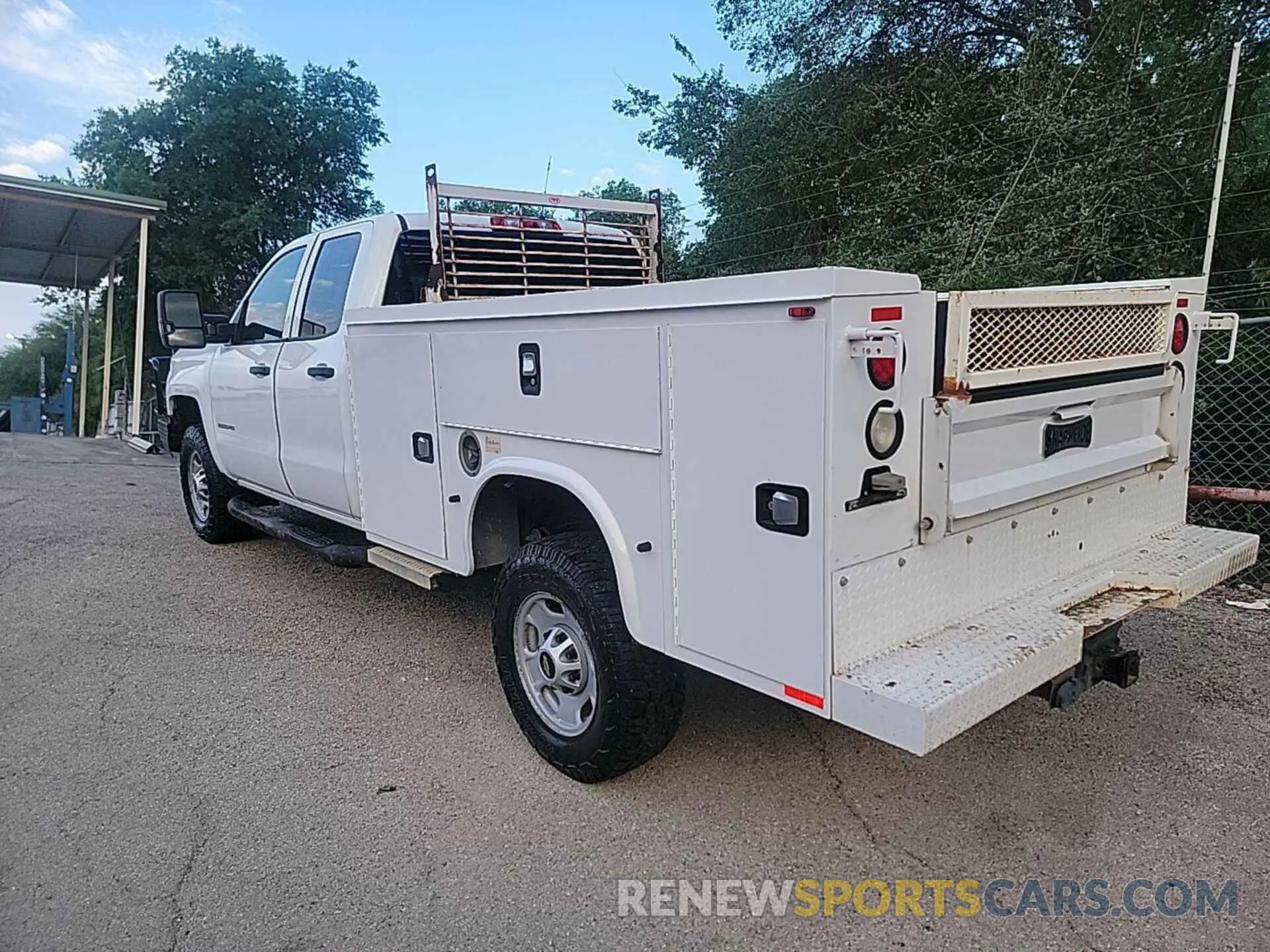 22 fotografías del automóvil dañado 2GC2KREG1K1109958 CHEVROLET SILVERADO 2019