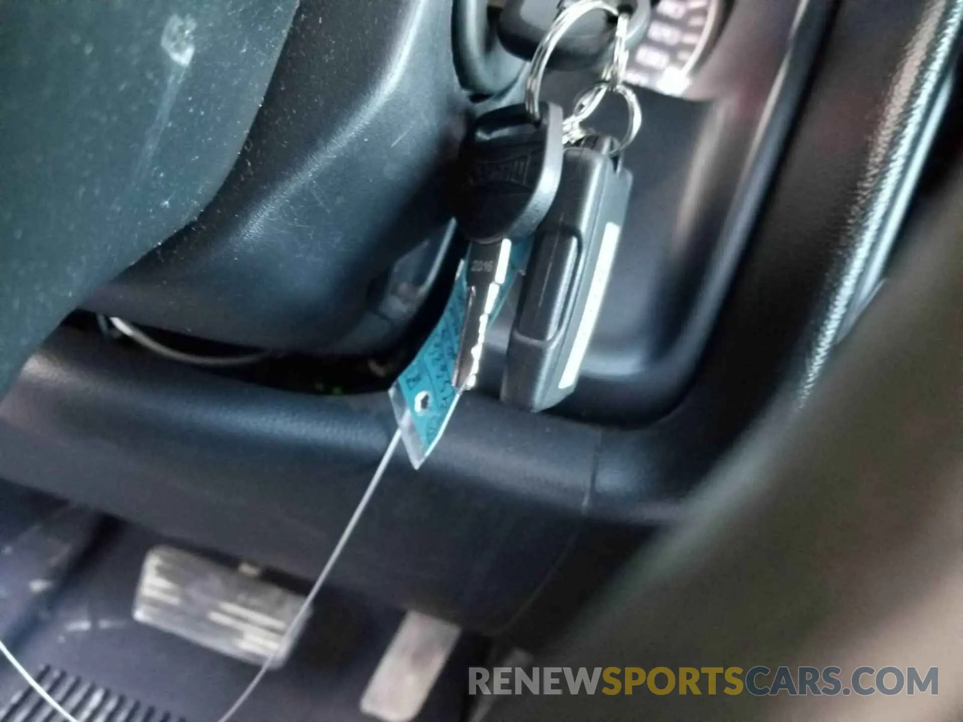 32 fotografías del automóvil dañado 2GC2KREG1K1109958 CHEVROLET SILVERADO 2019