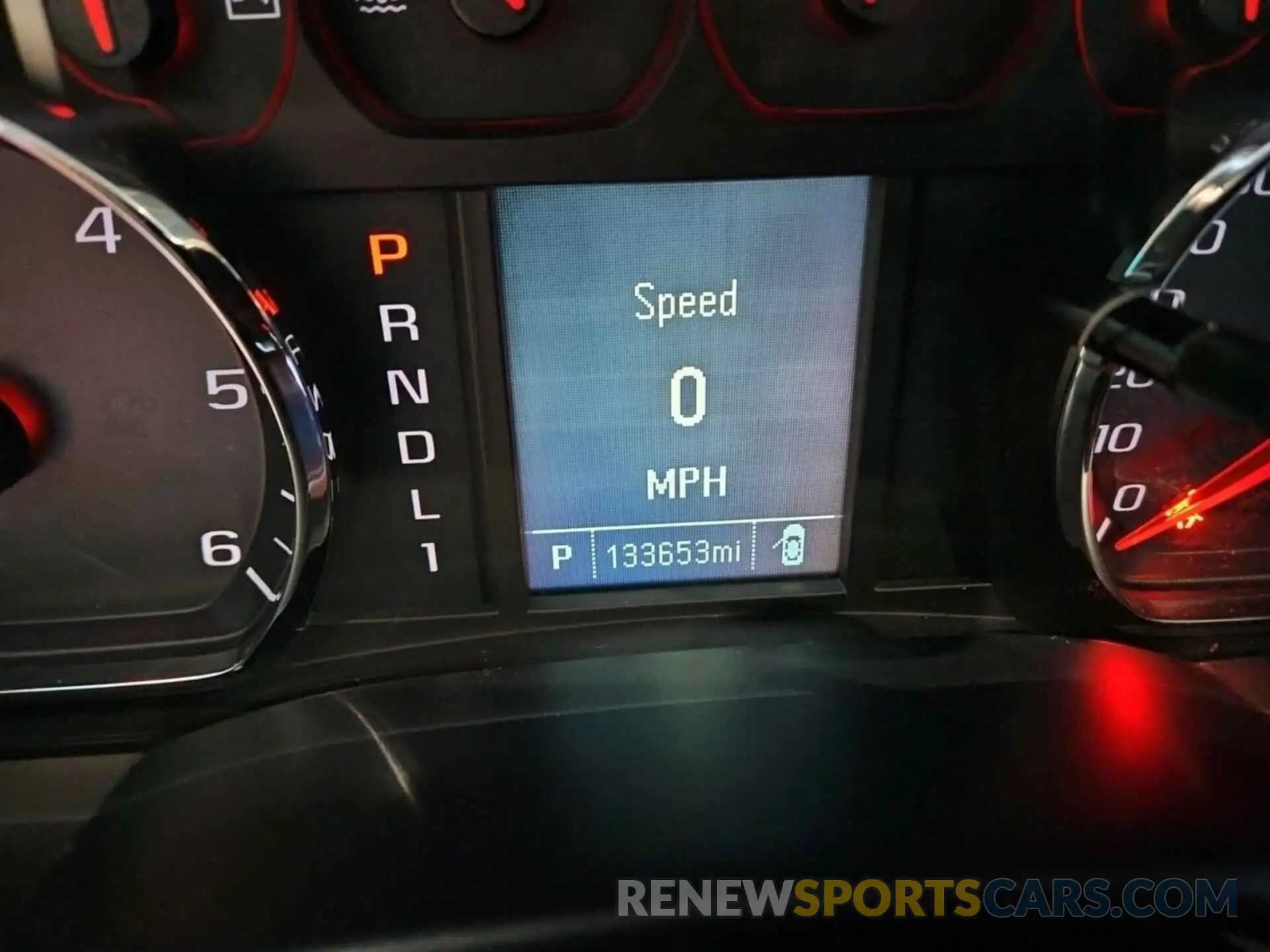 17 fotografías del automóvil dañado 2GC2KREG1K1186409 CHEVROLET SILVERADO 2019
