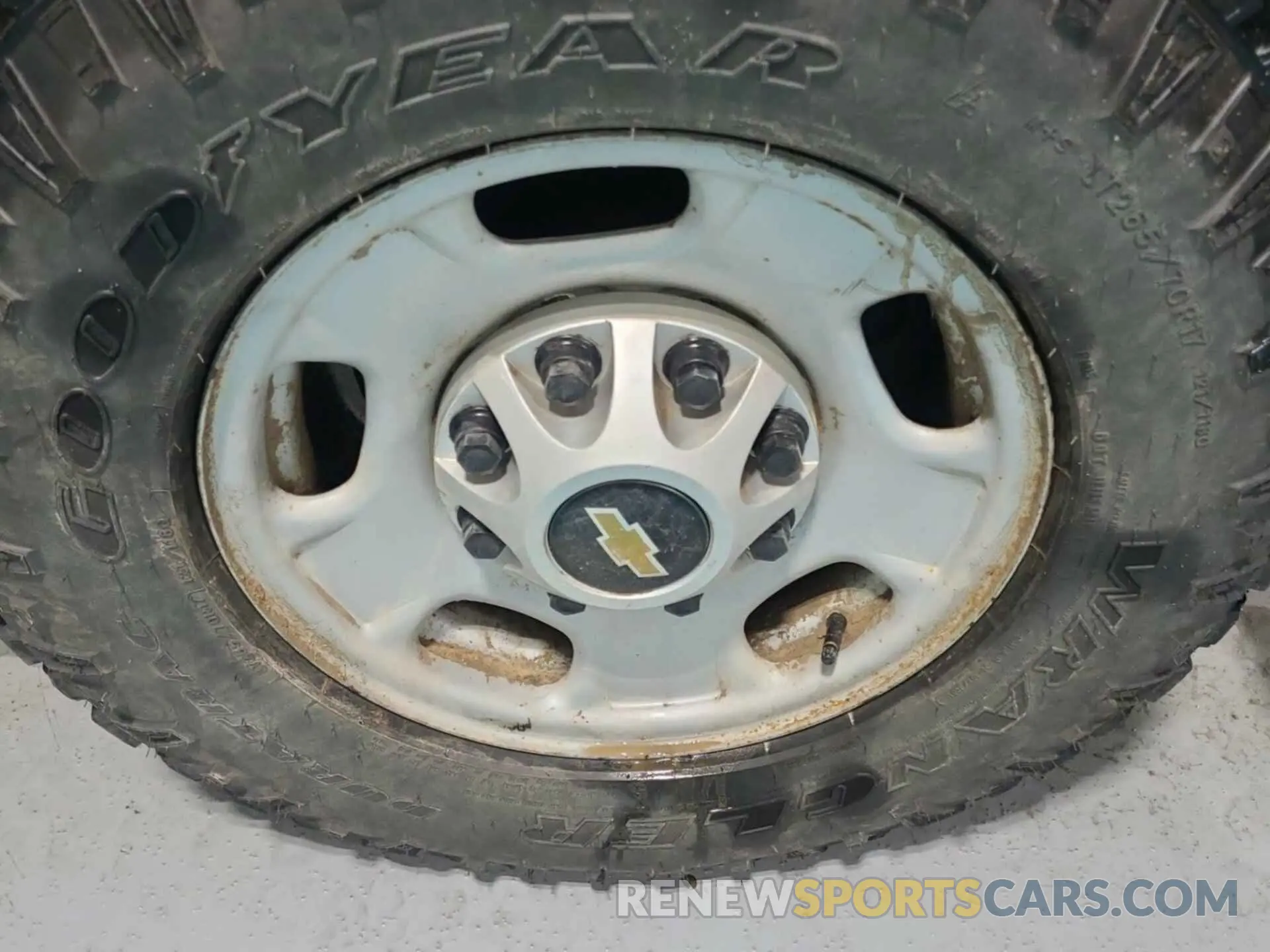 34 fotografías del automóvil dañado 2GC2KREG6K1117389 CHEVROLET SILVERADO 2019