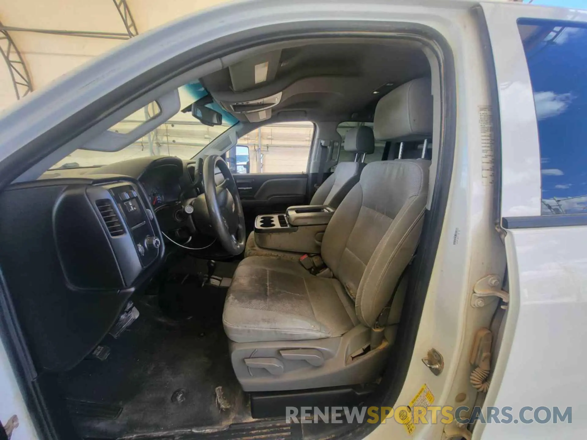 15 fotografías del automóvil dañado 2GC2KREG8K1209197 CHEVROLET SILVERADO 2019