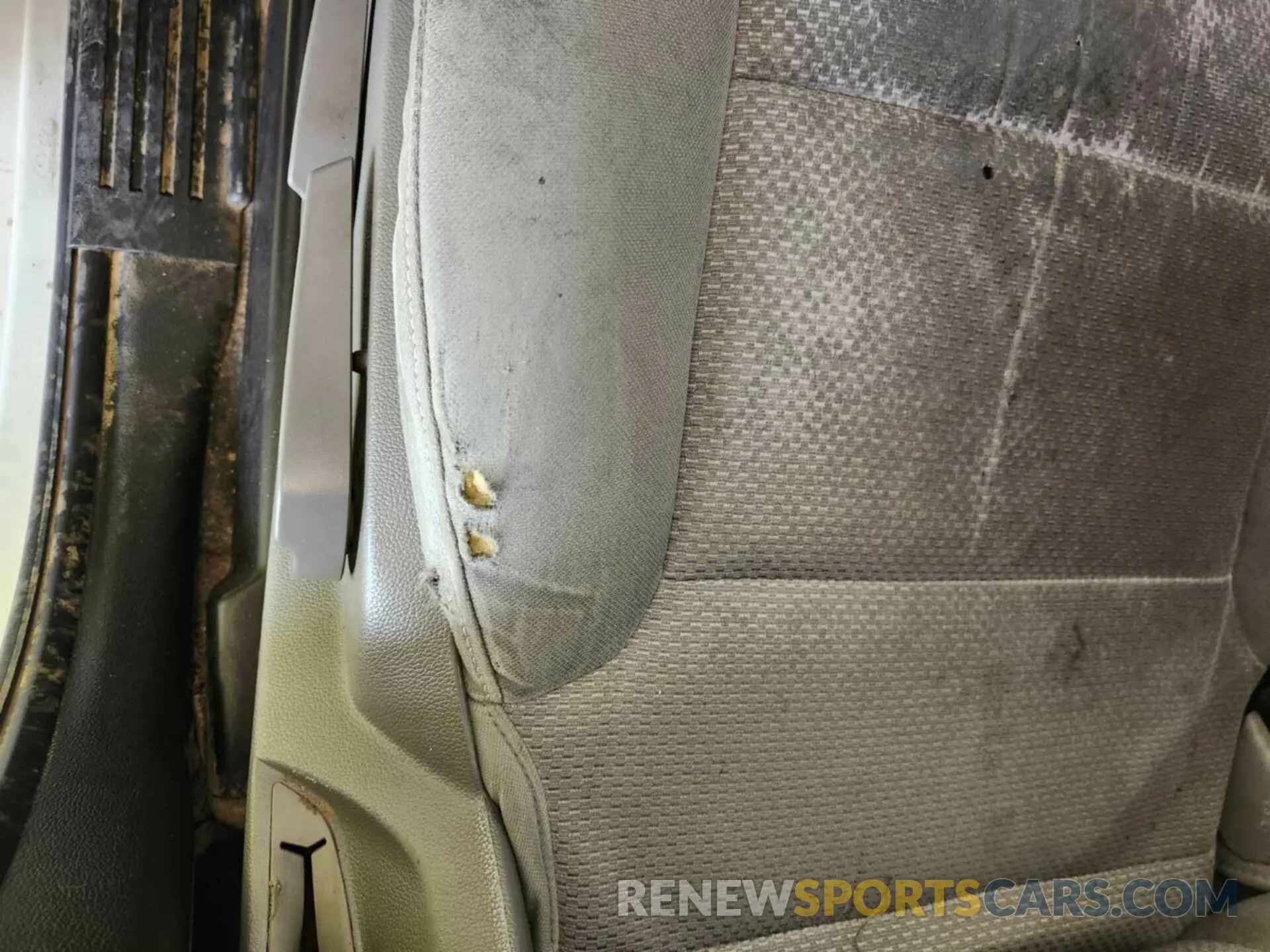 19 fotografías del automóvil dañado 2GC2KREG8K1209197 CHEVROLET SILVERADO 2019