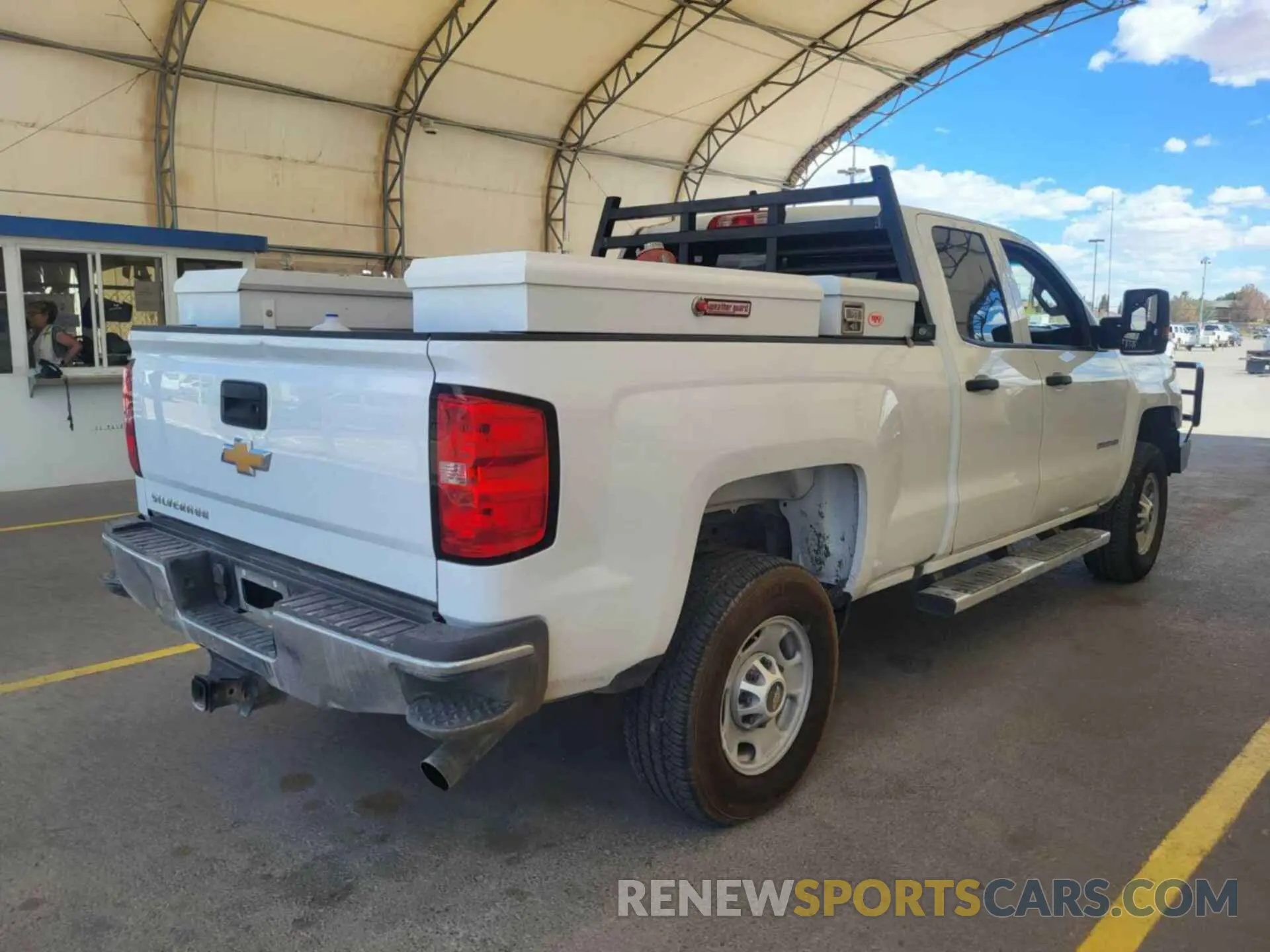 25 fotografías del automóvil dañado 2GC2KREG8K1209197 CHEVROLET SILVERADO 2019